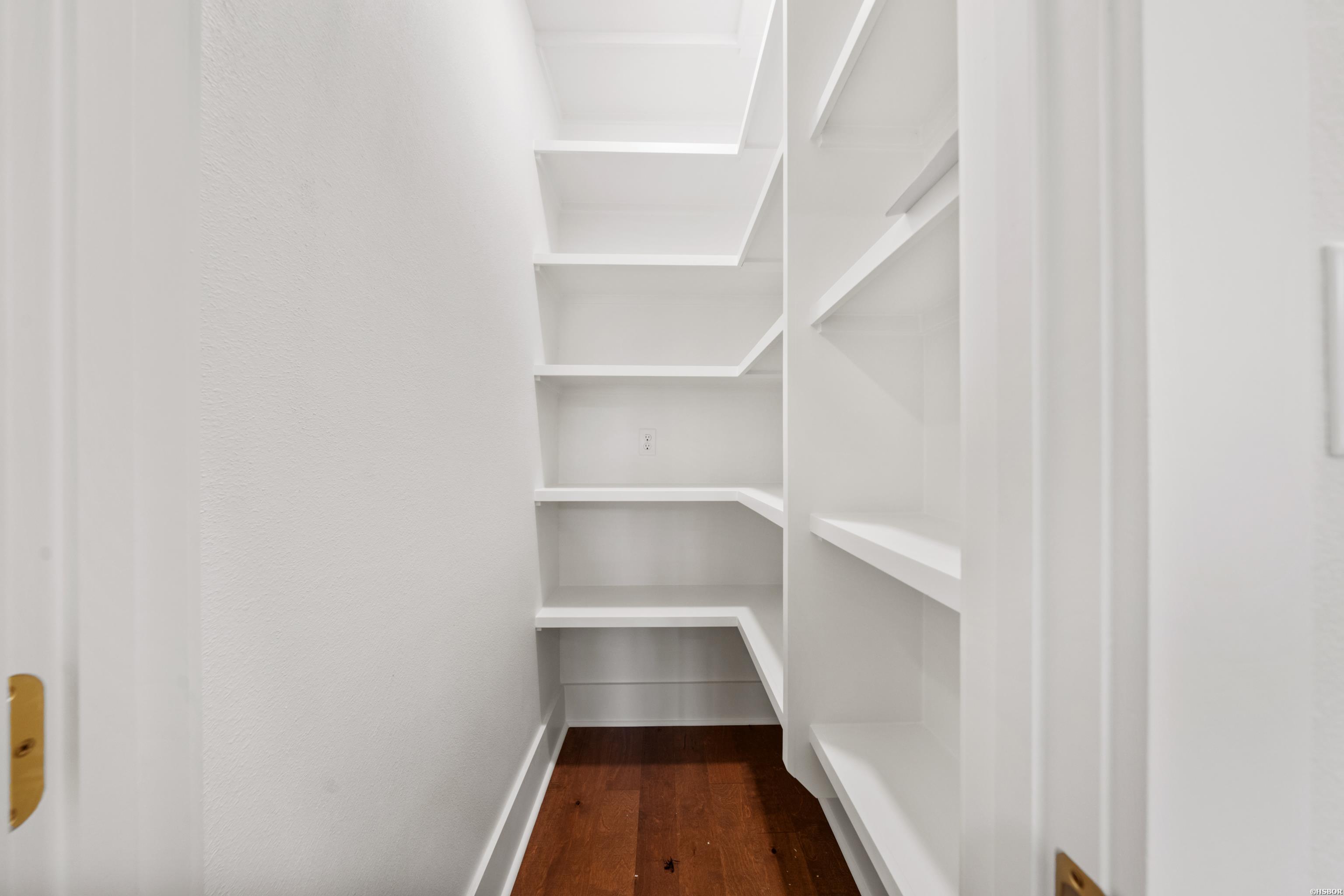 43 Loyola Drive Property Photo 23
