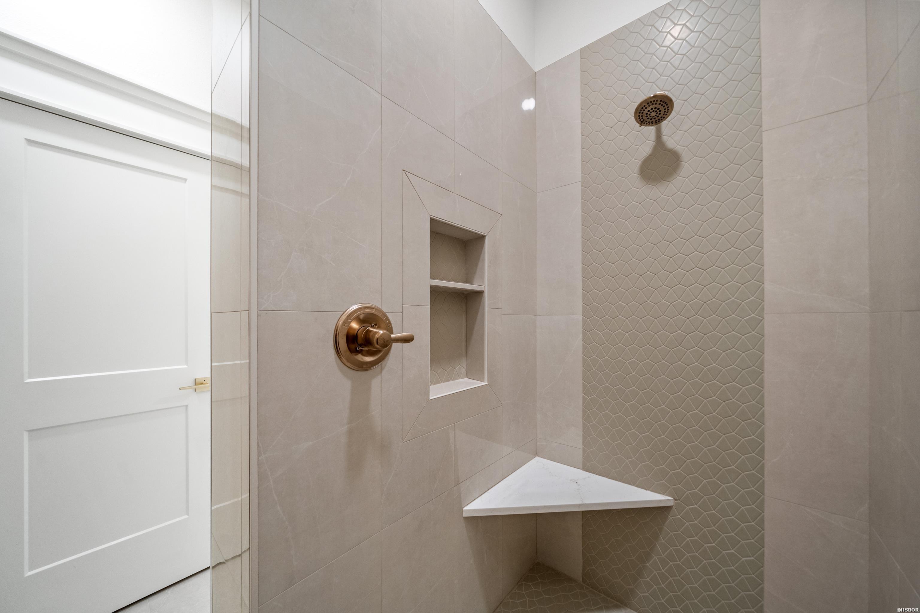 43 Loyola Drive Property Photo 33
