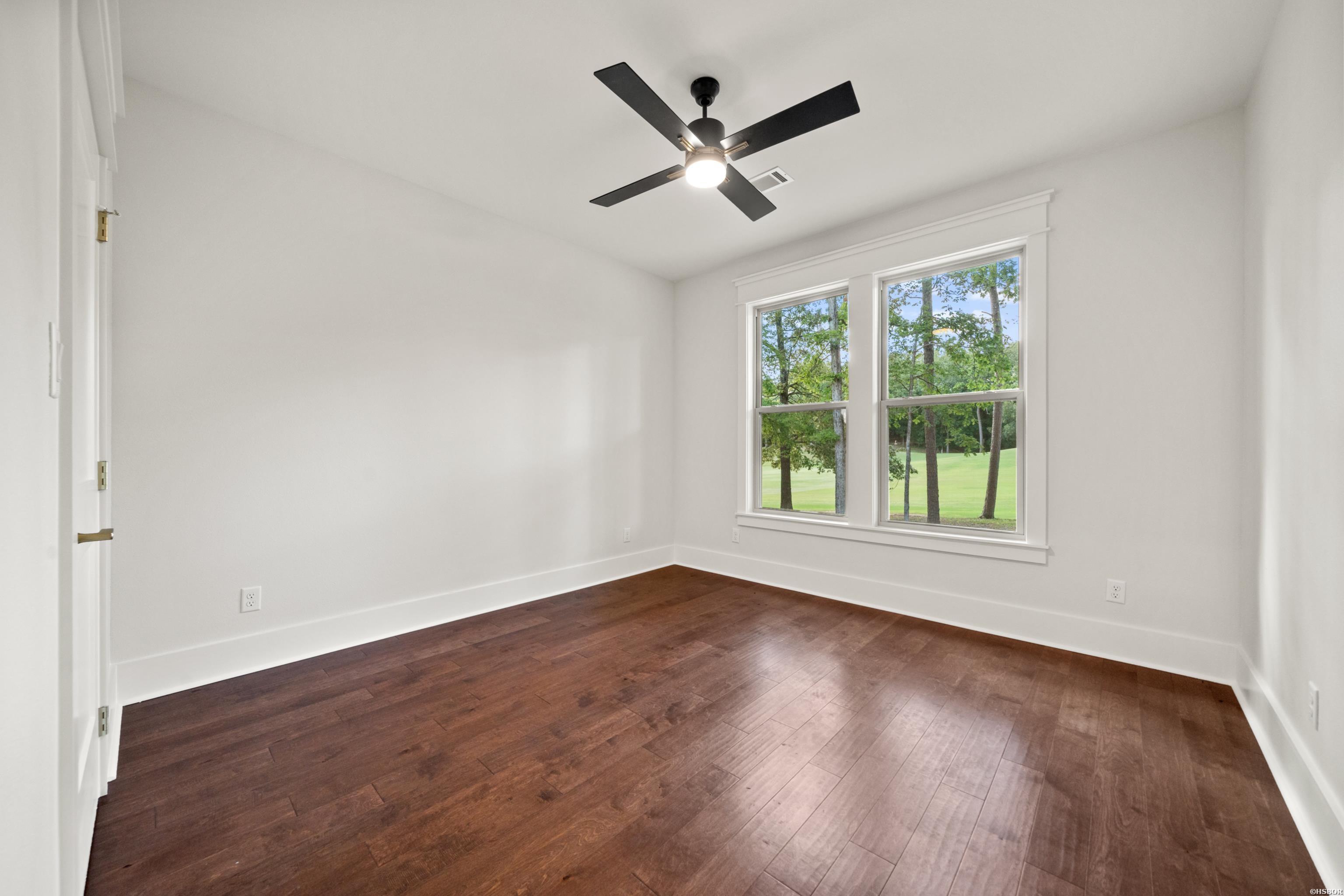 43 Loyola Drive Property Photo 37