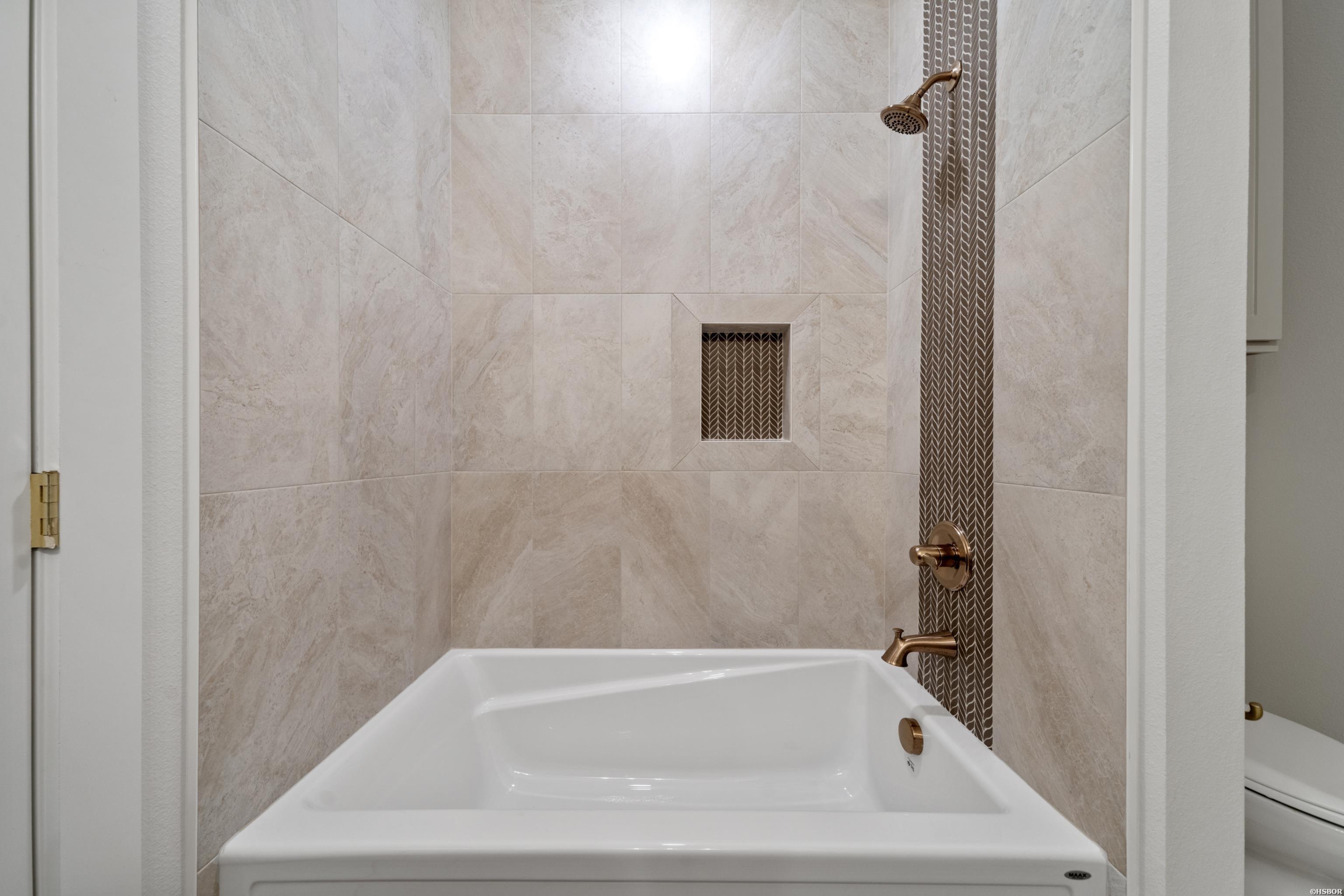 43 Loyola Drive Property Photo 41