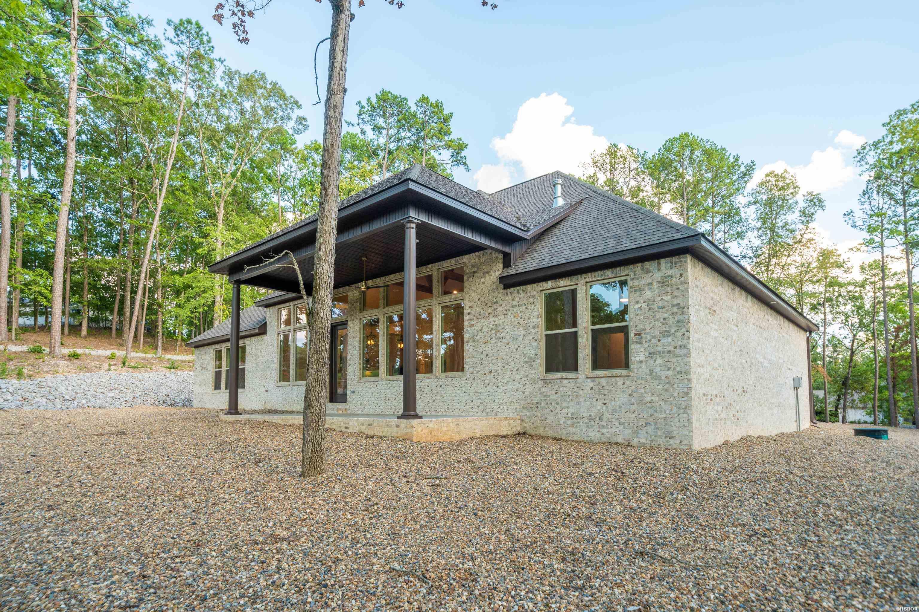 43 Loyola Drive Property Photo 48