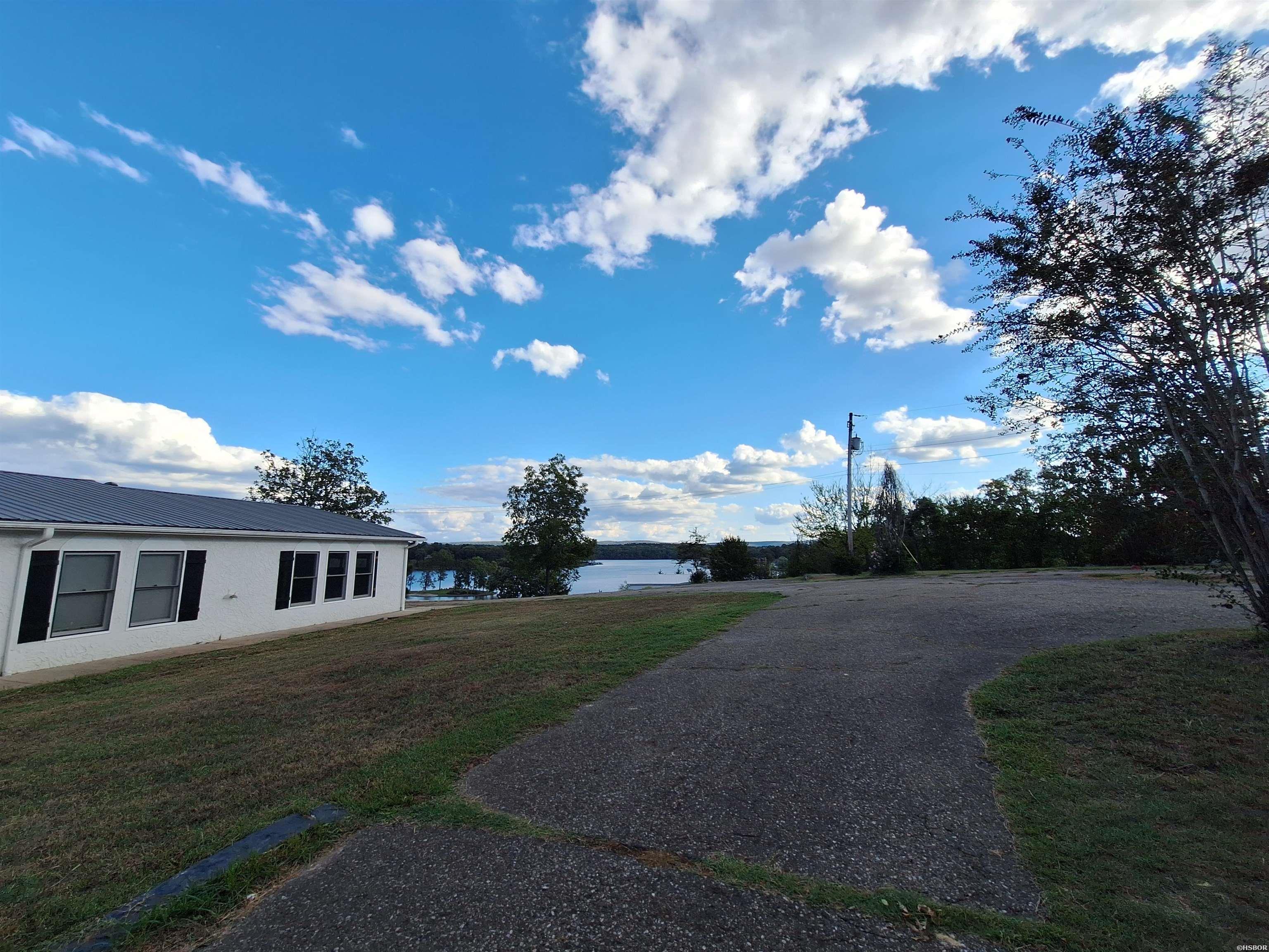 201 Aberina Street Property Photo 3