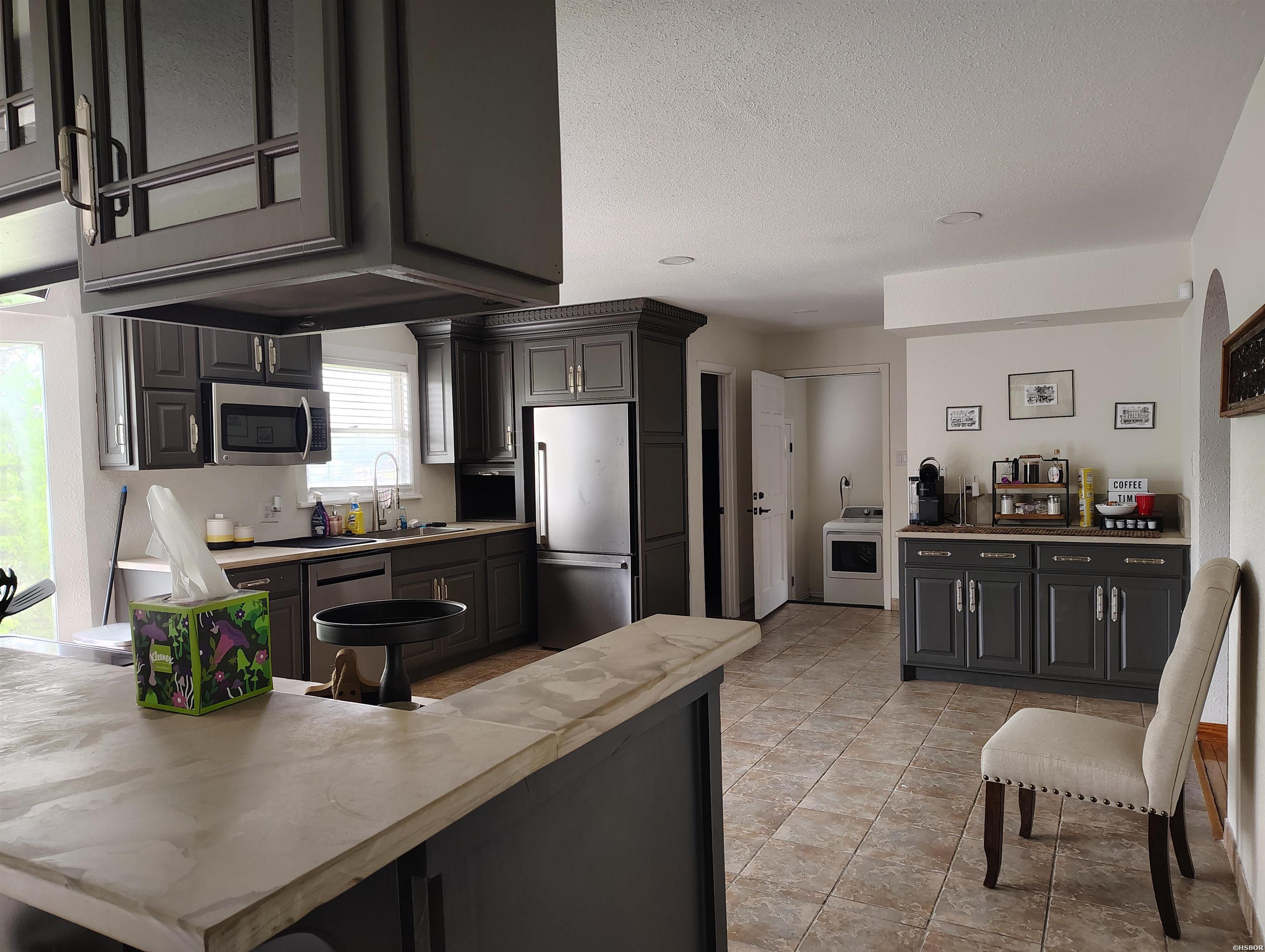 201 Aberina Street Property Photo 12