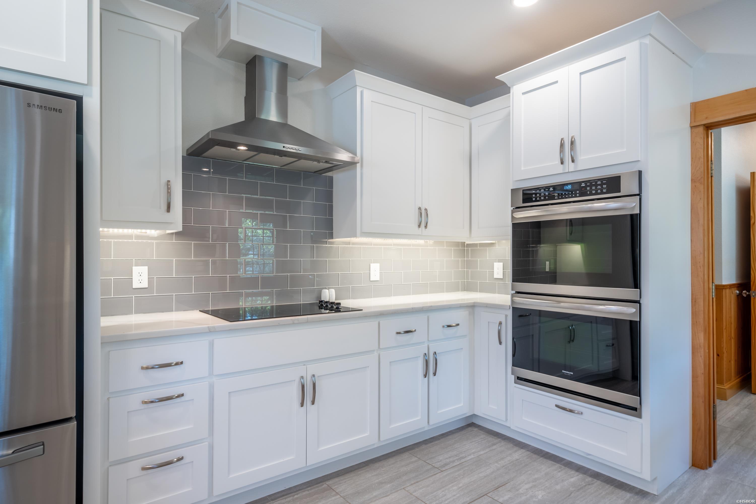 495 Amity Road Property Photo 15