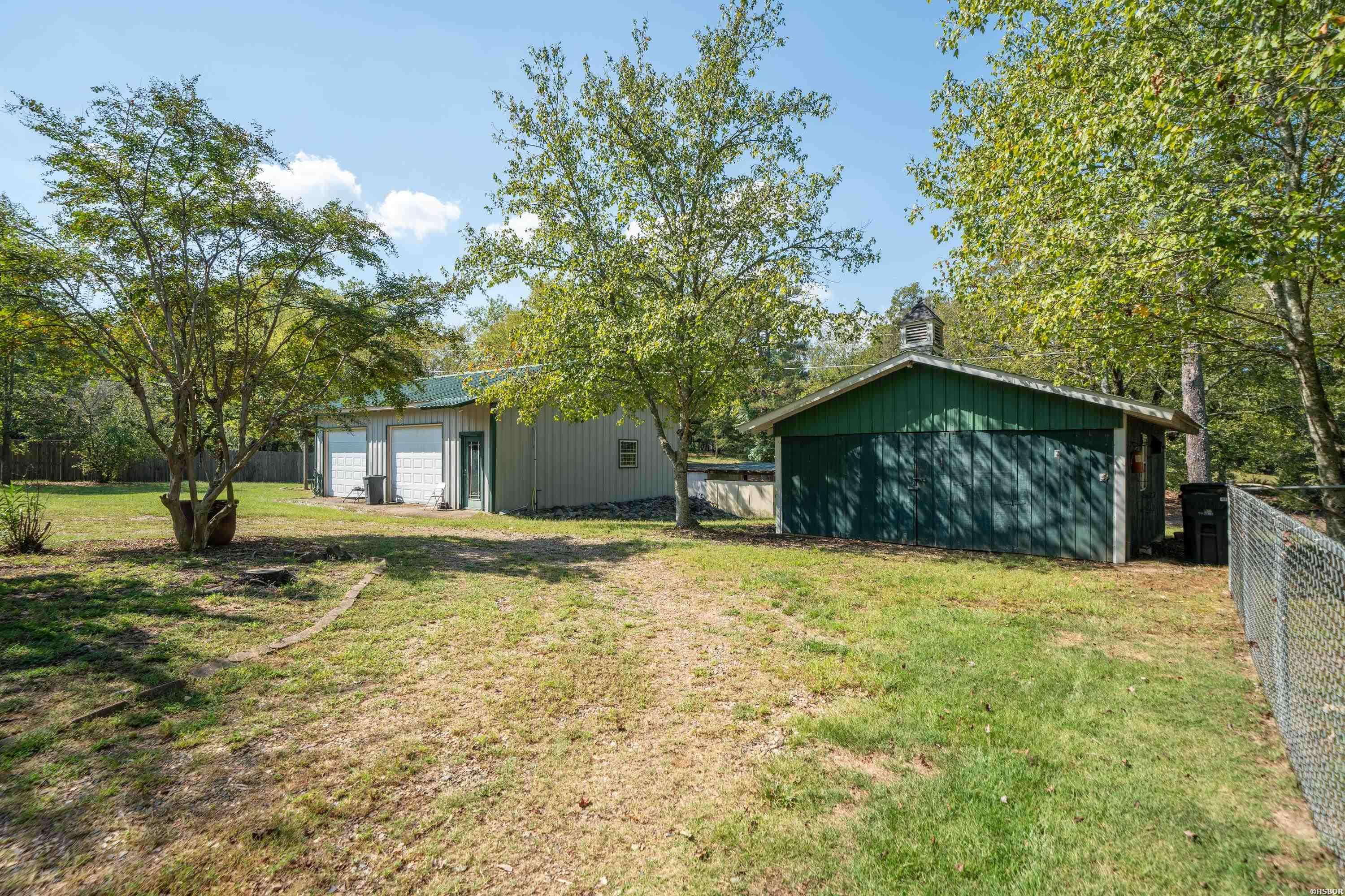 495 Amity Road Property Photo 39