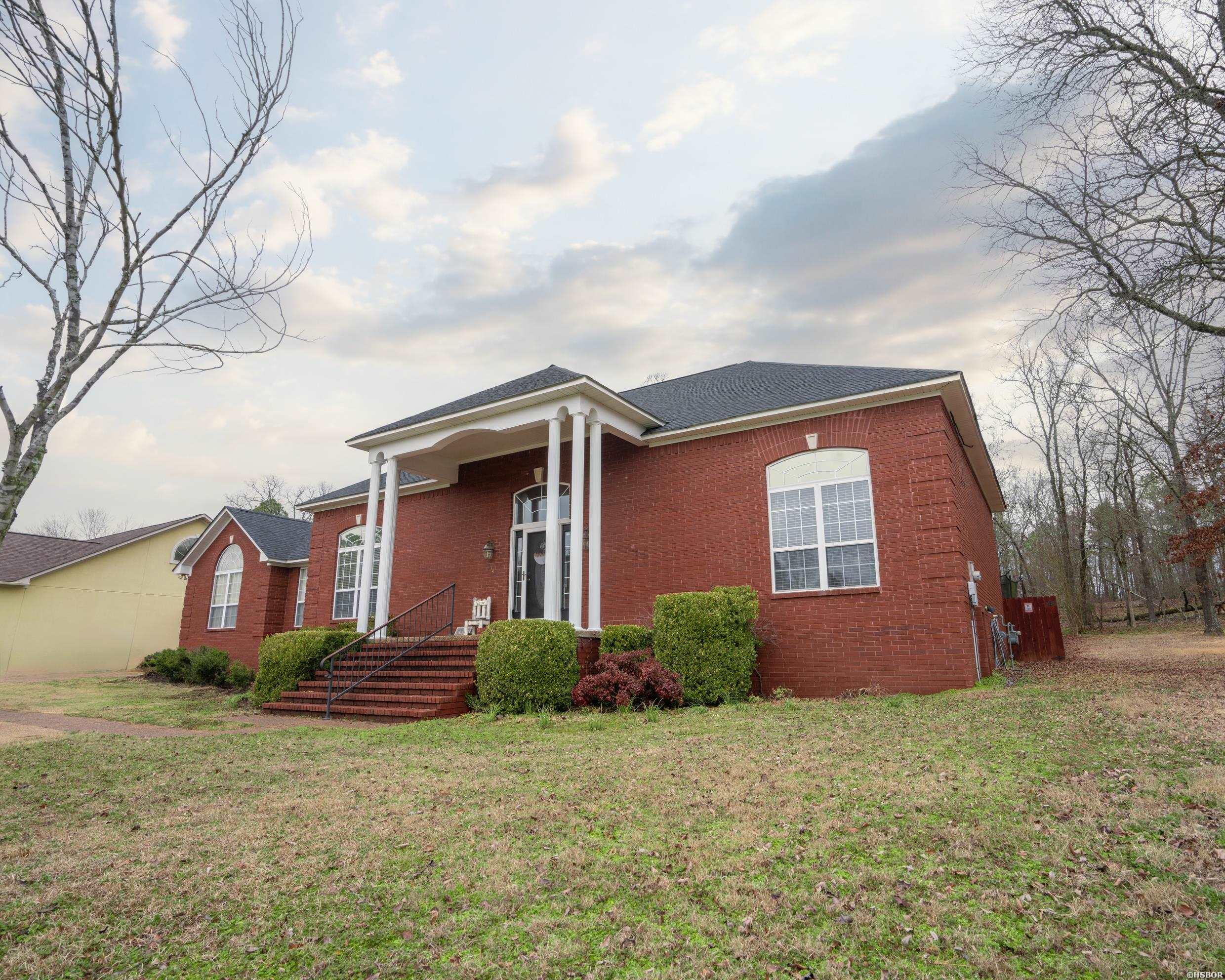 146 White Eagle Property Photo 2