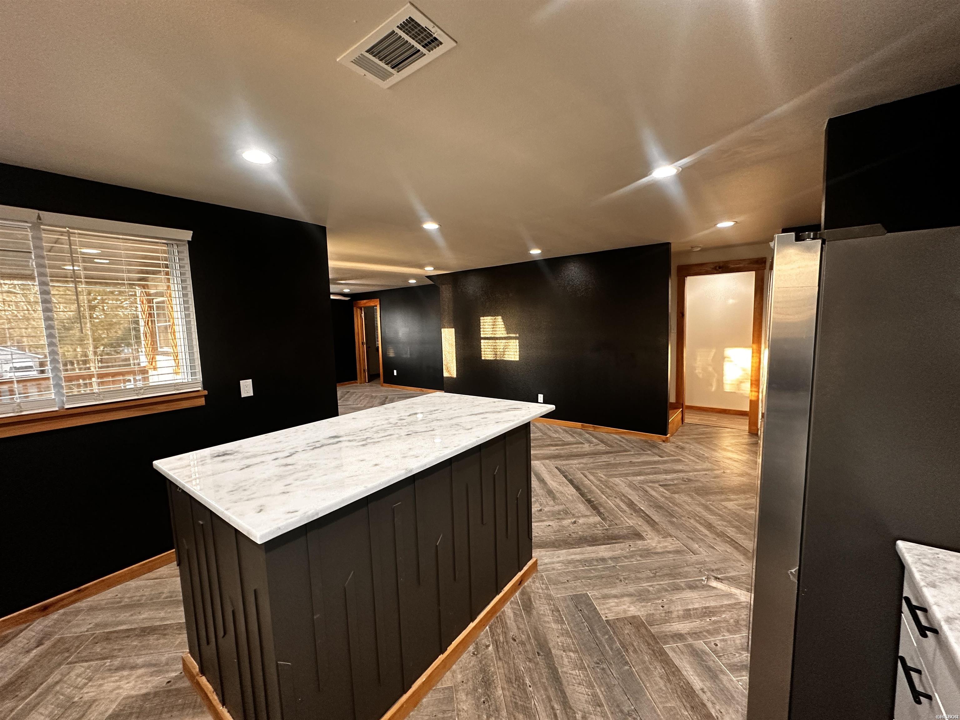 264 Vineyard Street Property Photo 6