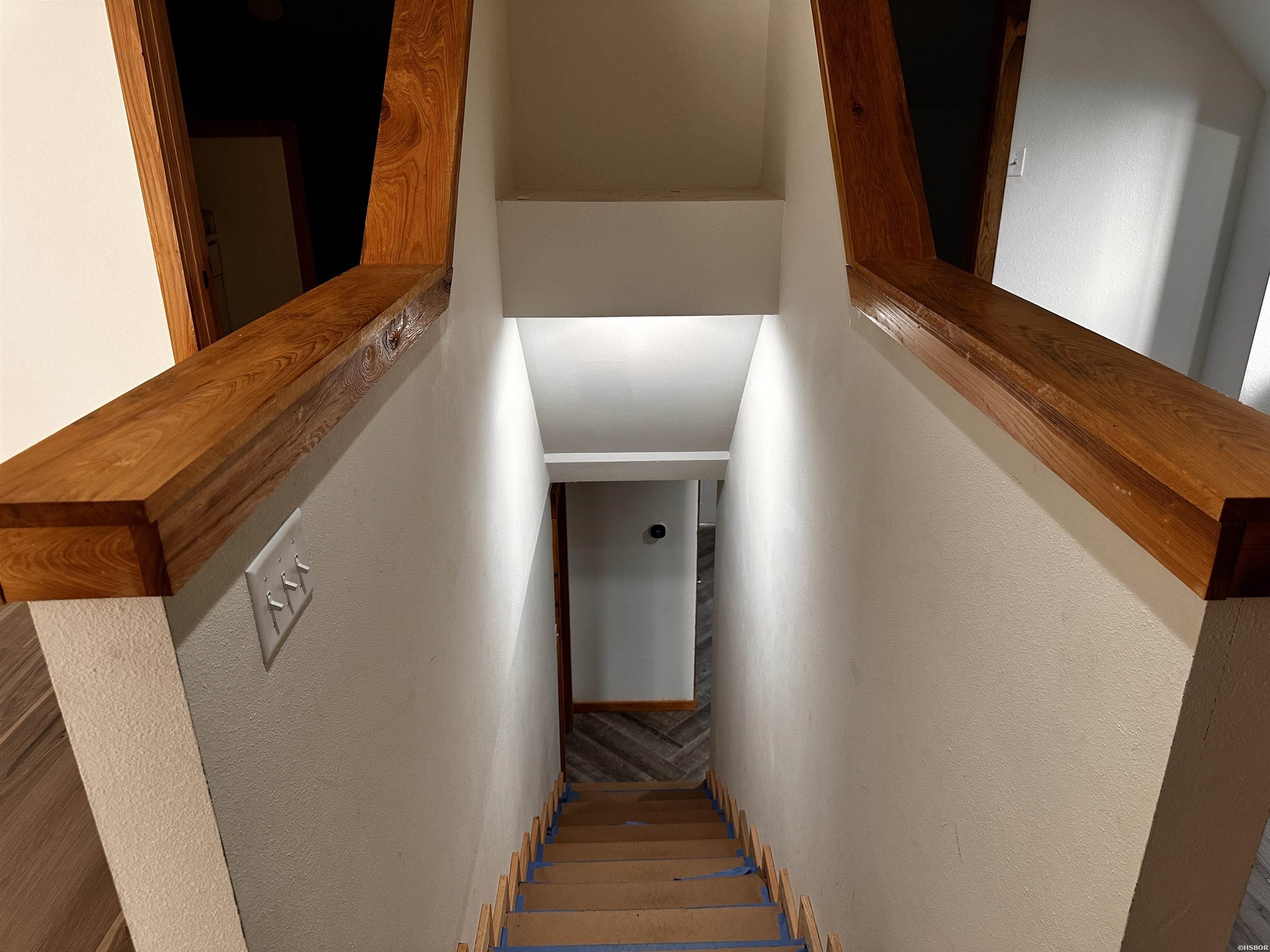 264 Vineyard Street Property Photo 8