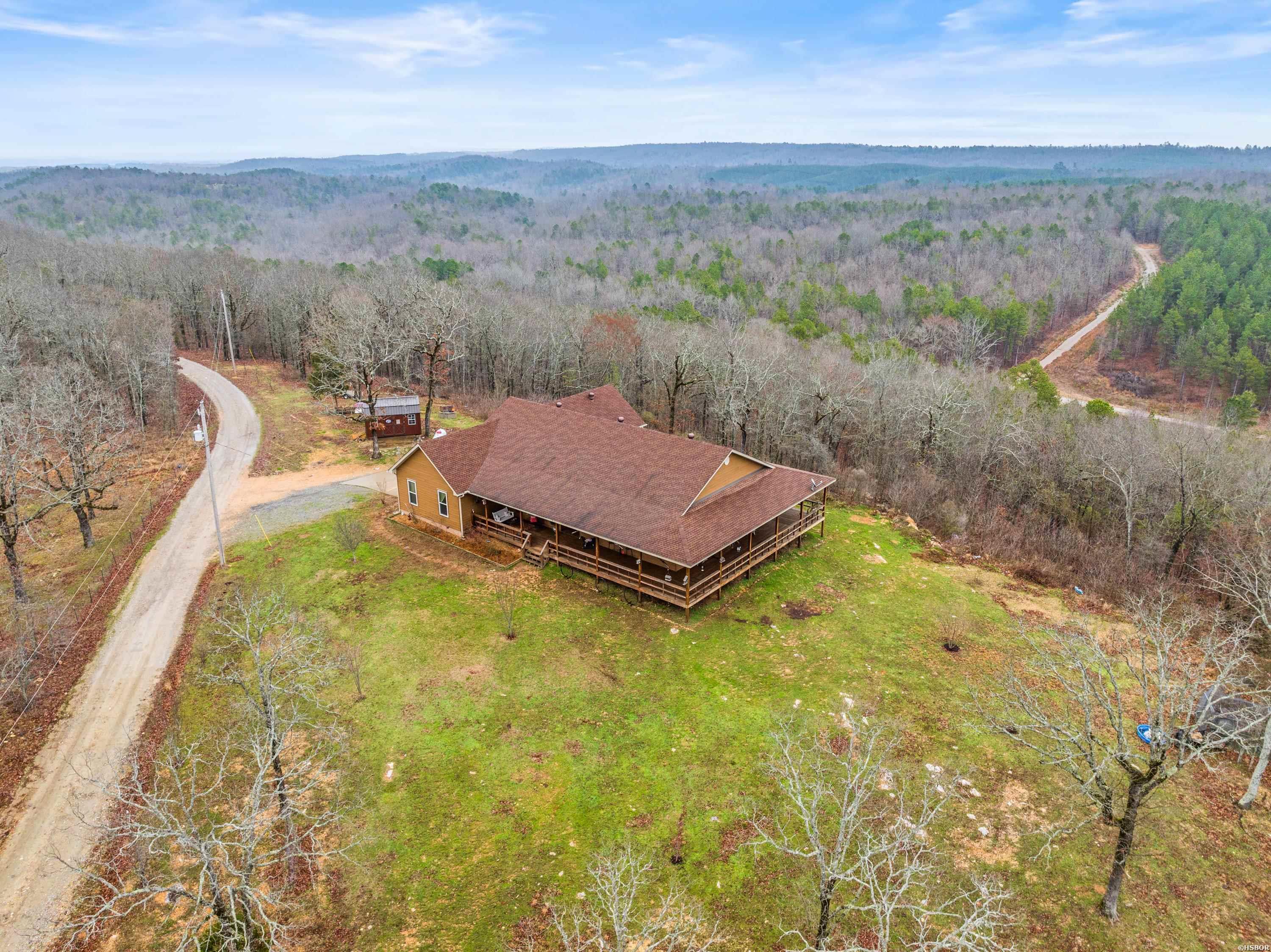 160 OLD WOODS Trail Property Photo 1