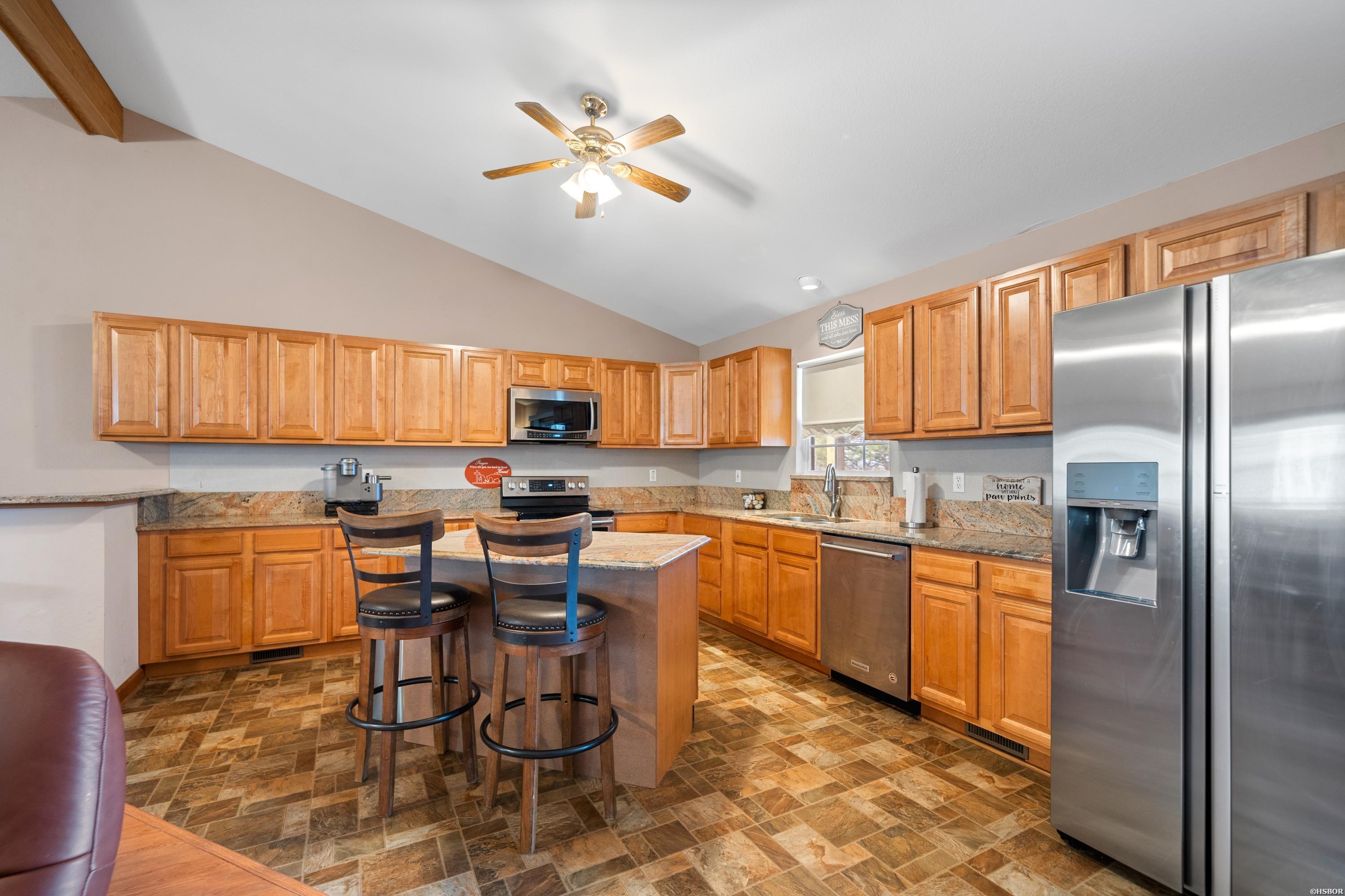 105 Pinnacle Court Property Photo 18