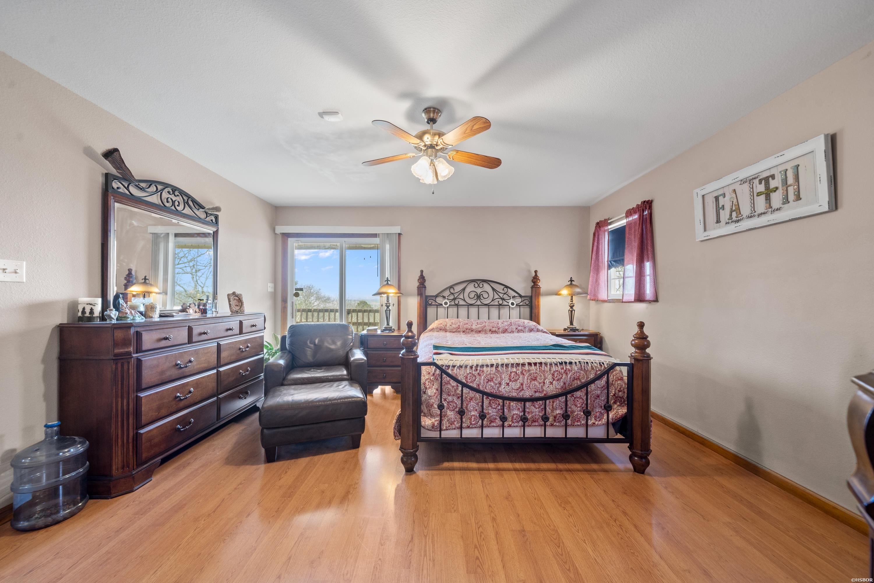 105 Pinnacle Court Property Photo 24
