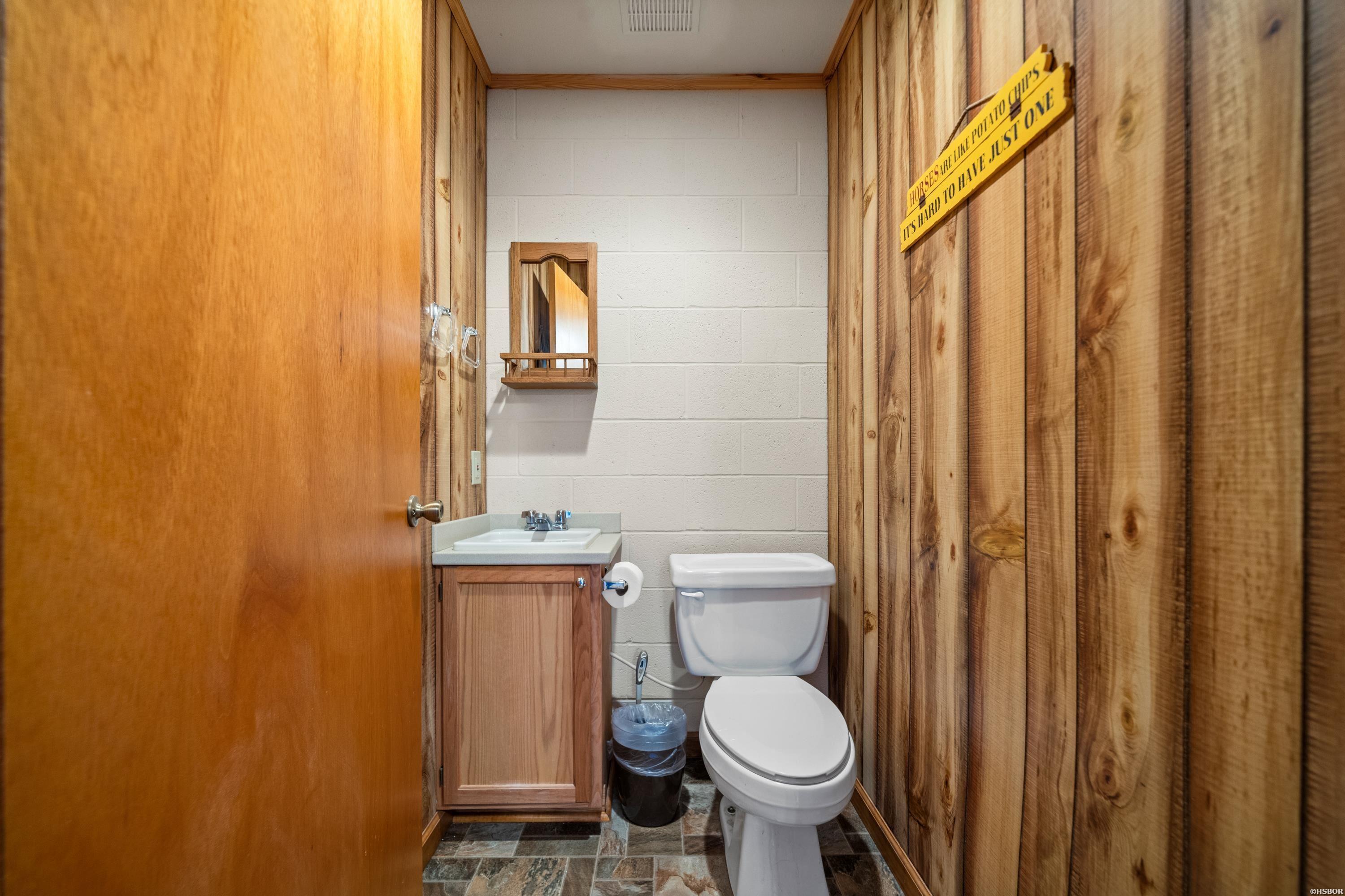 105 Pinnacle Court Property Photo 35