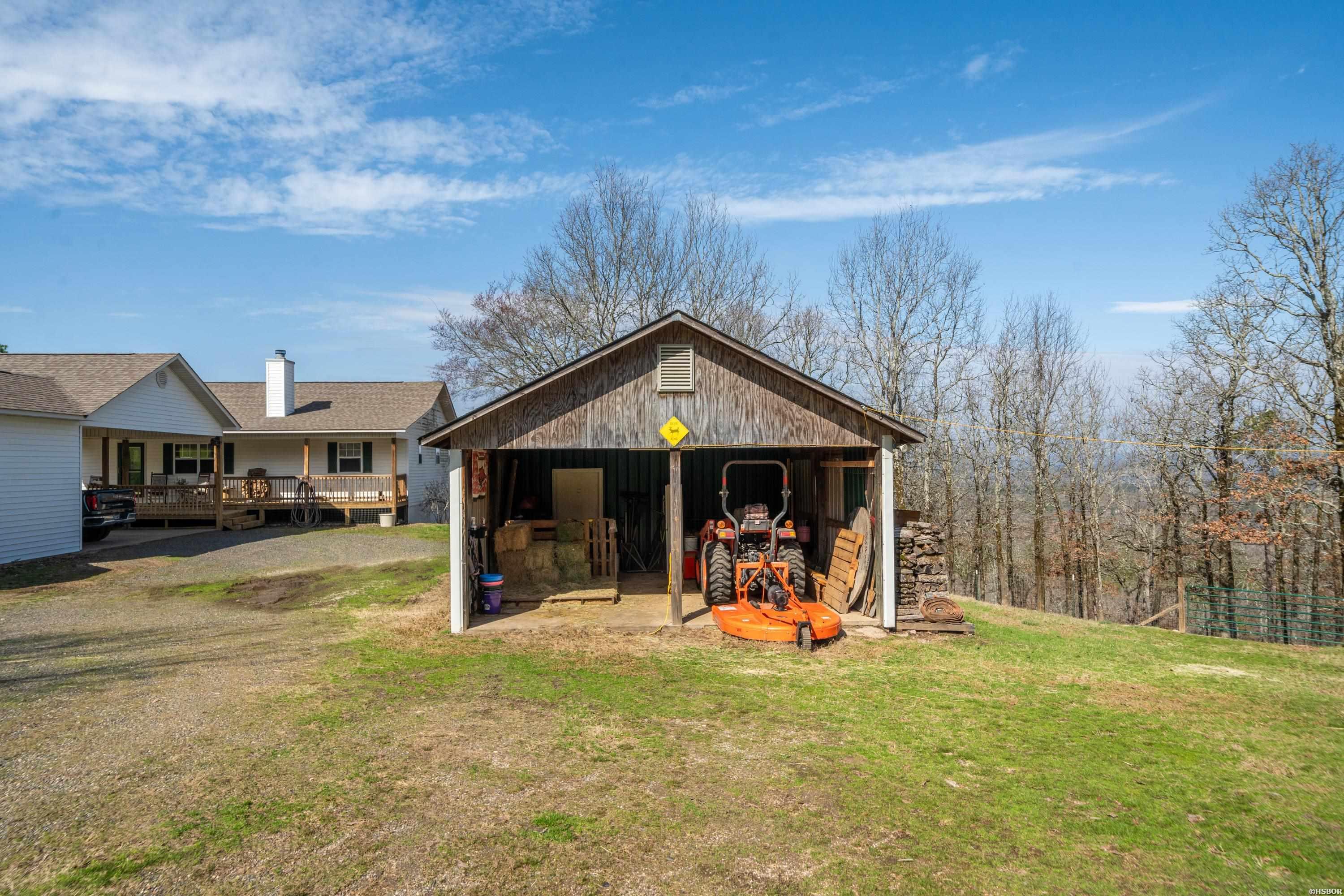 105 Pinnacle Court Property Photo 39
