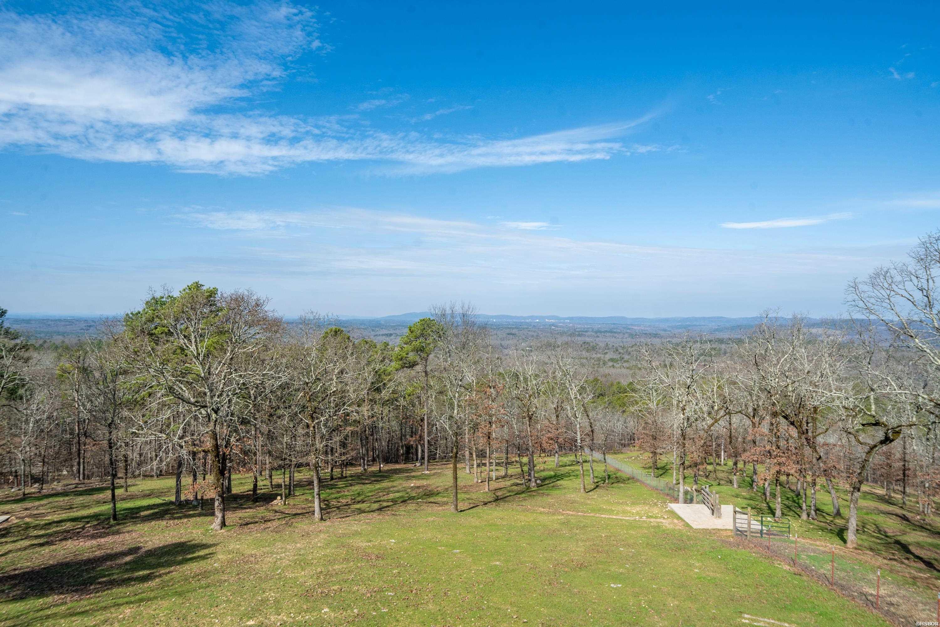 105 Pinnacle Court Property Photo 41