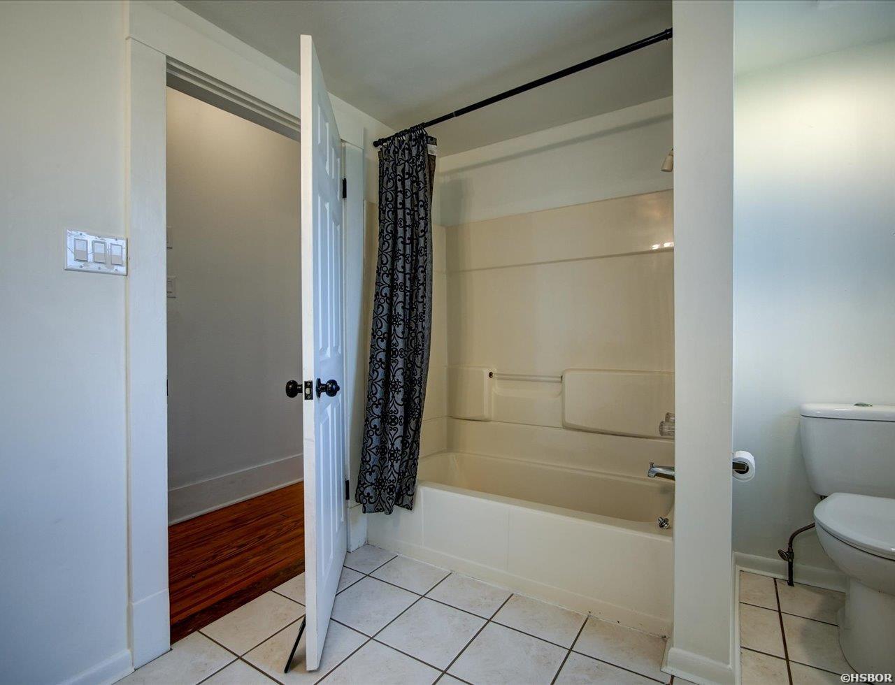 1123 Burchwood Bay Road Property Photo 20