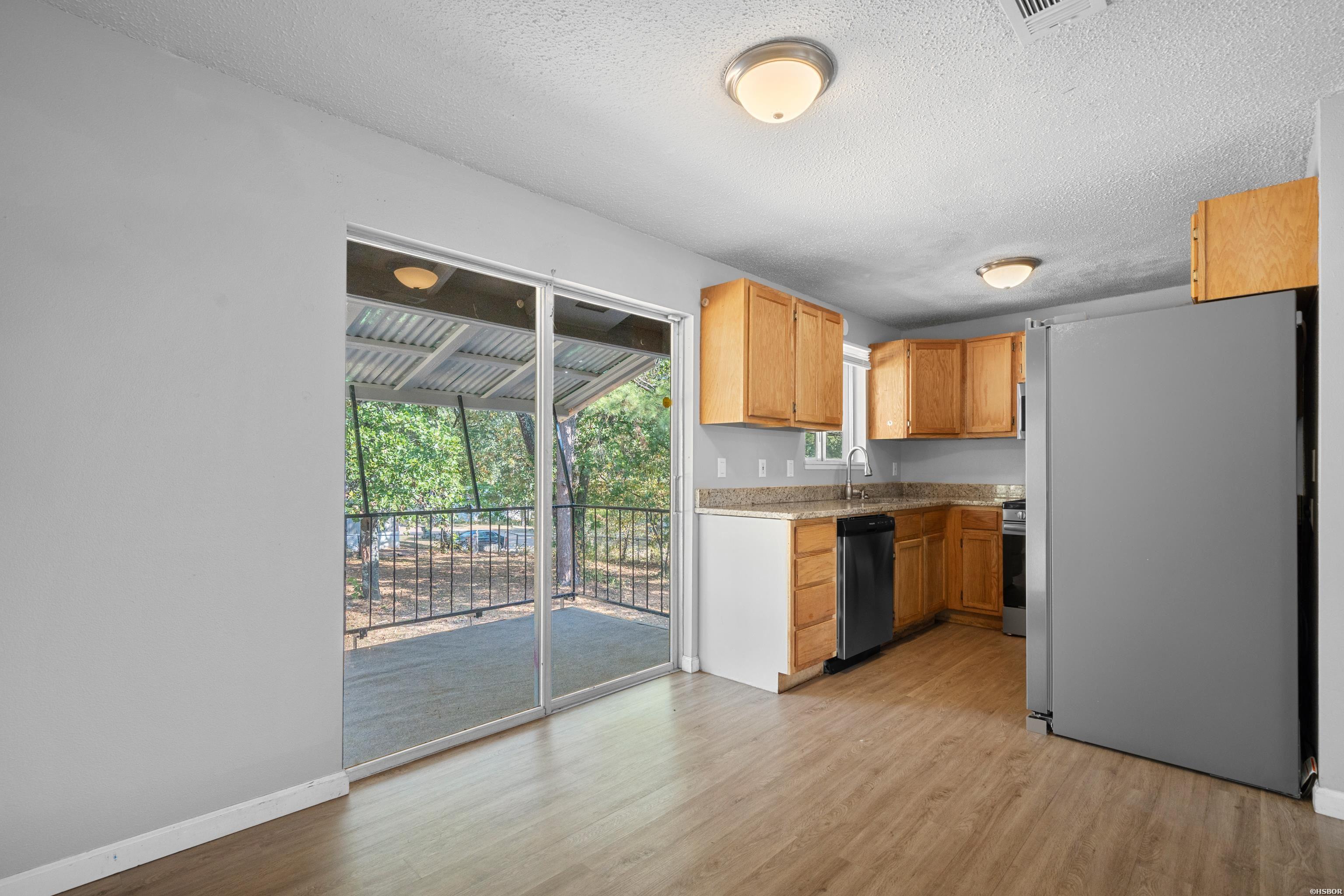 102 Brandiles Lane Property Photo 10