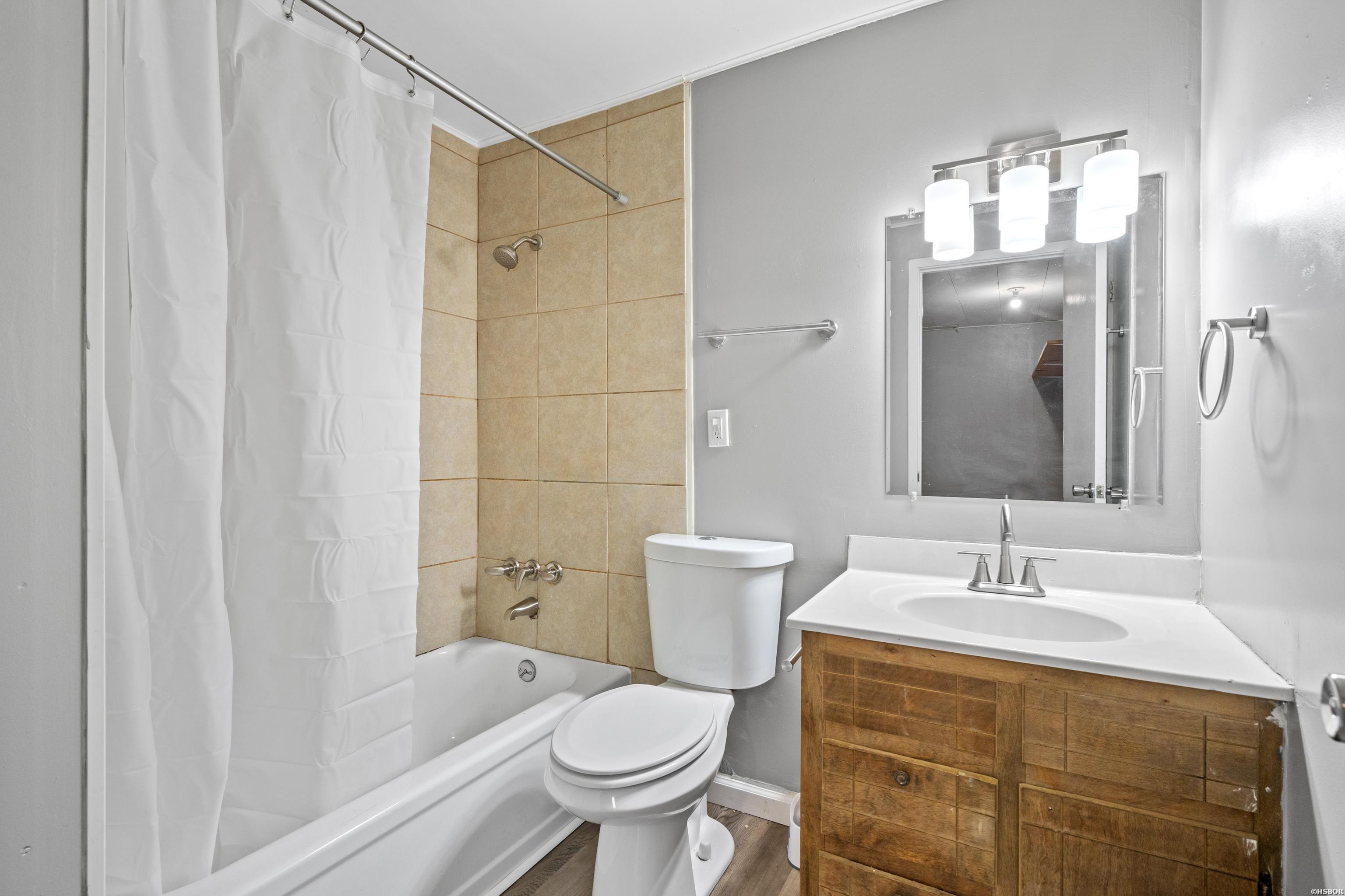 102 Brandiles Lane Property Photo 28