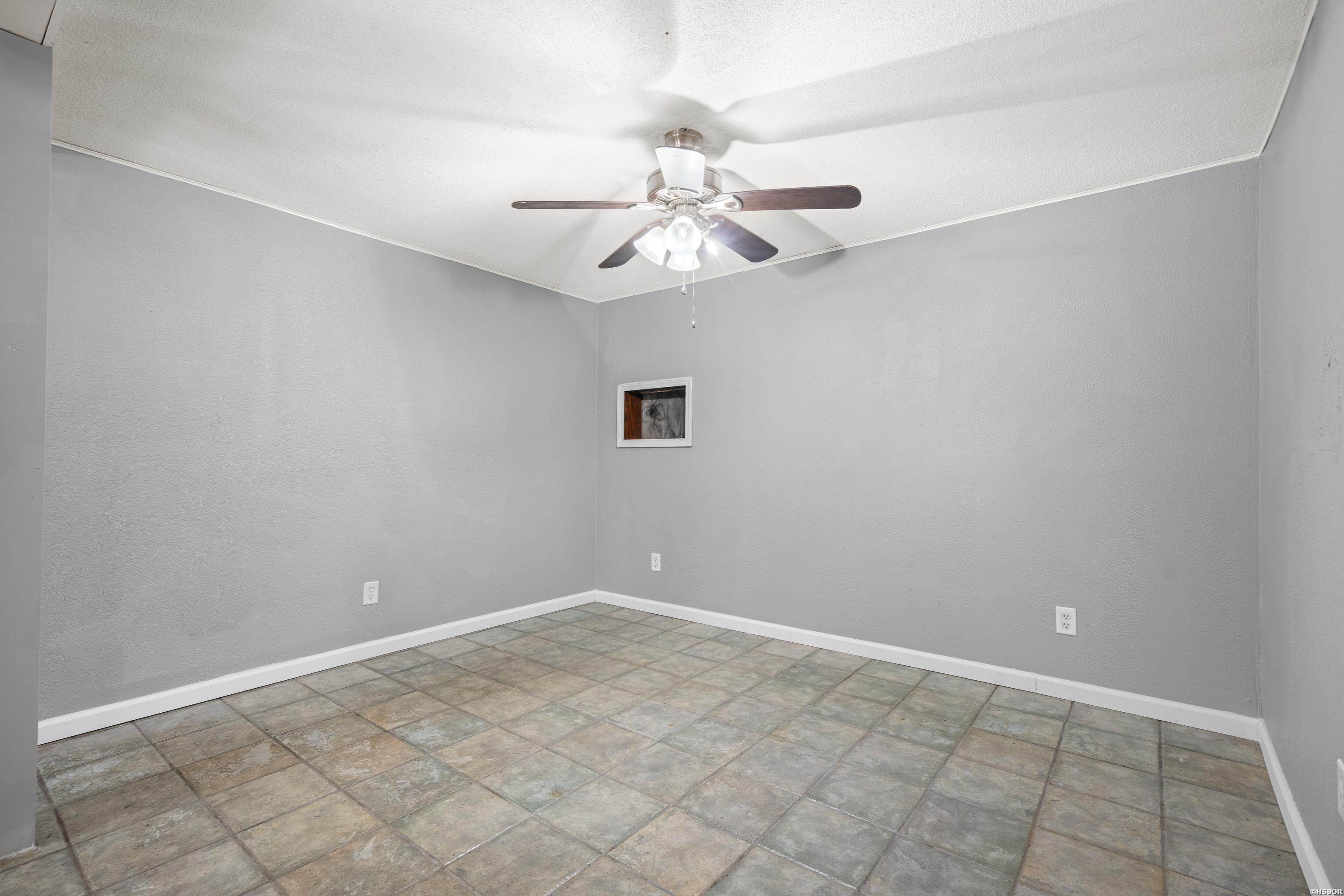 102 Brandiles Lane Property Photo 32