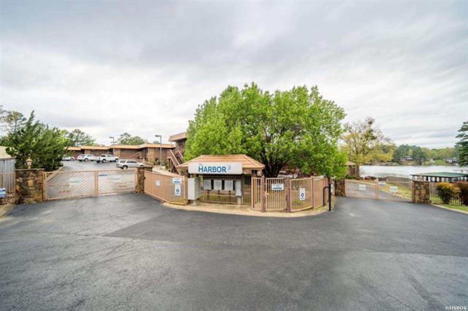 1412 Airport Road Property Photo 14
