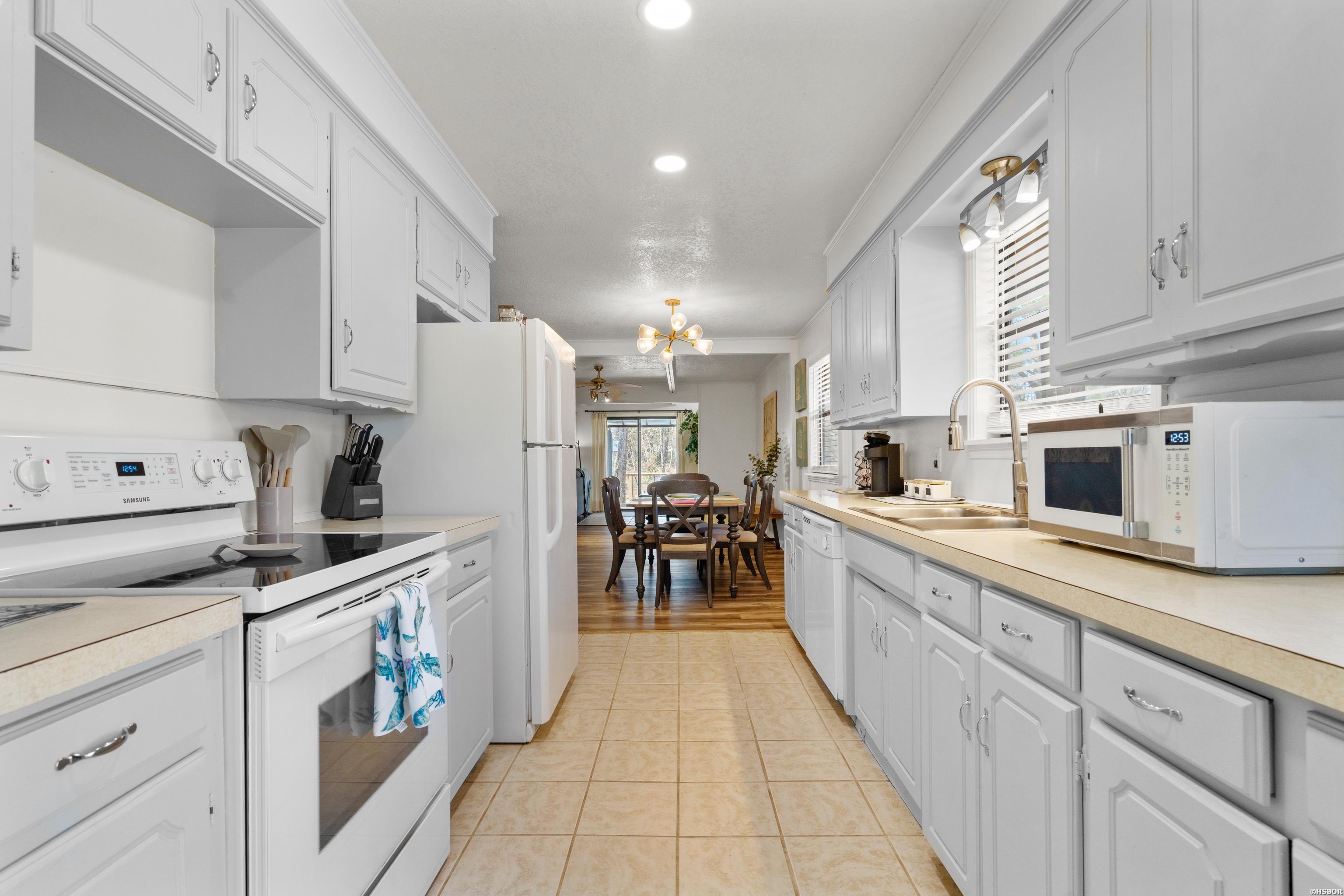 104 Buccaneer Street Property Photo 4