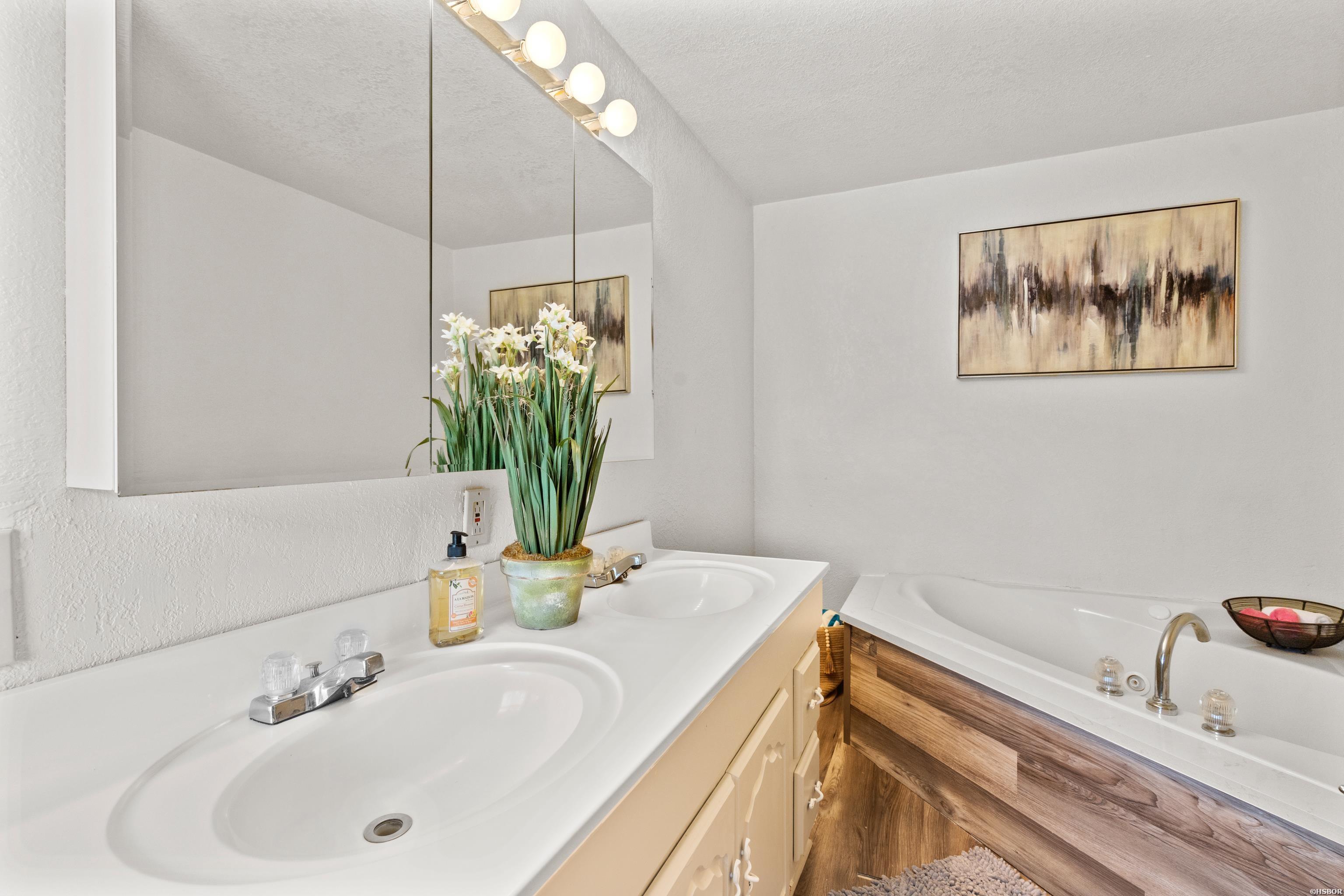 104 Buccaneer Street Property Photo 29
