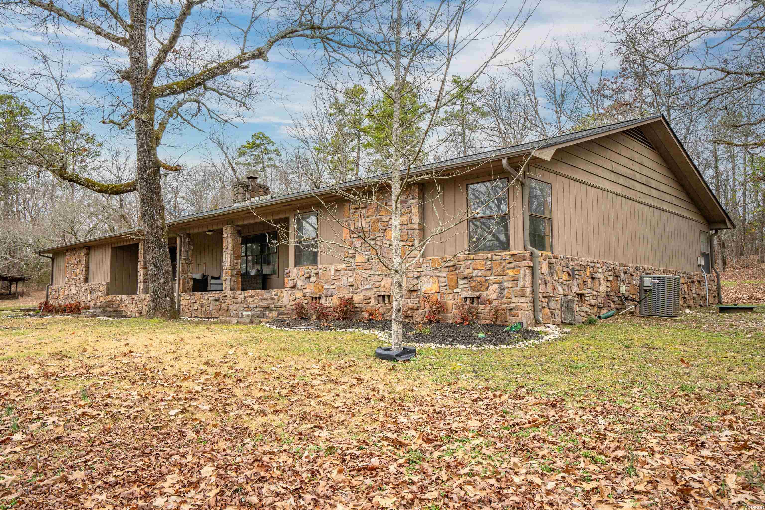 2637 Spring Street Property Photo 3