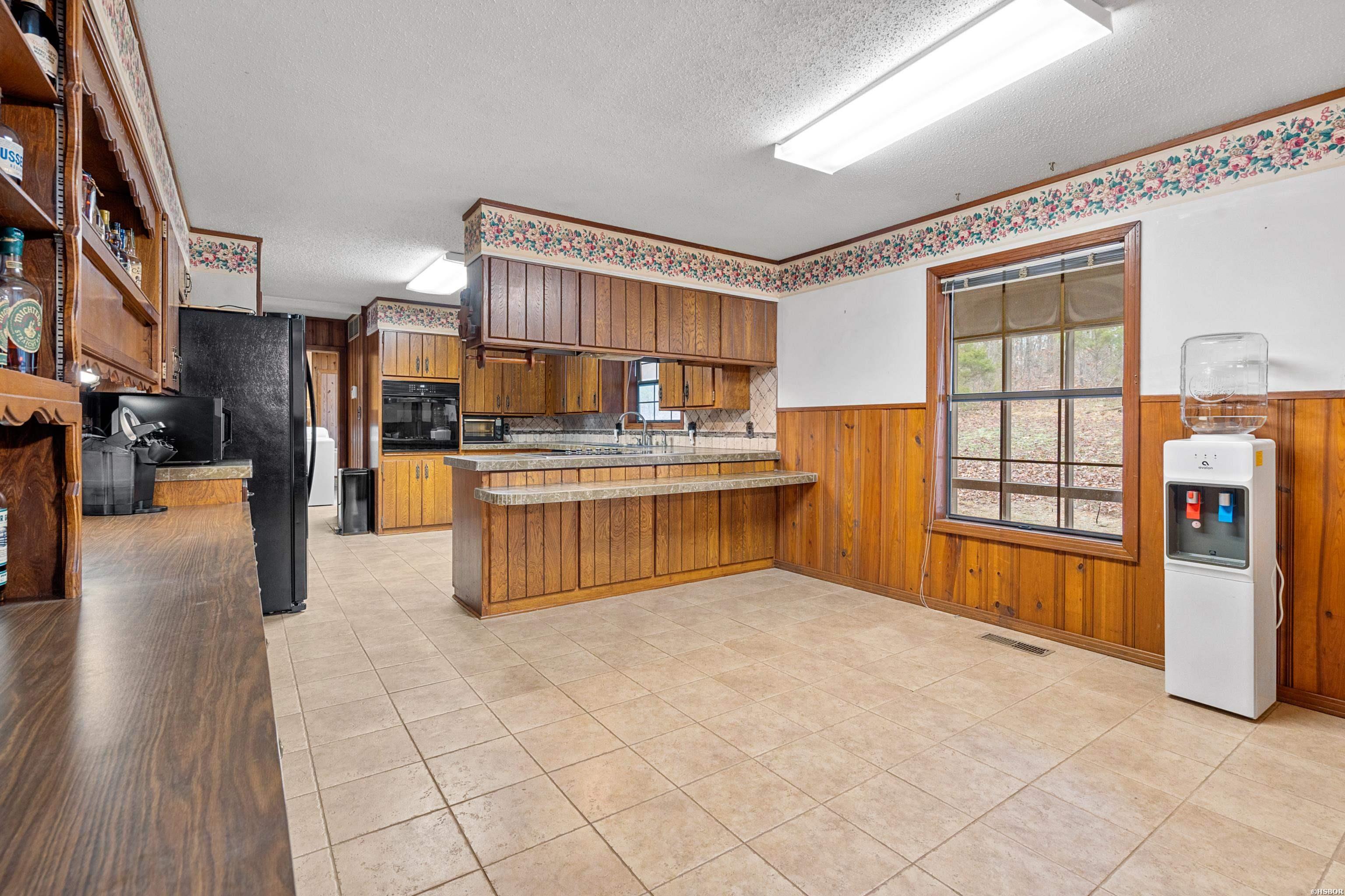 2637 Spring Street Property Photo 31
