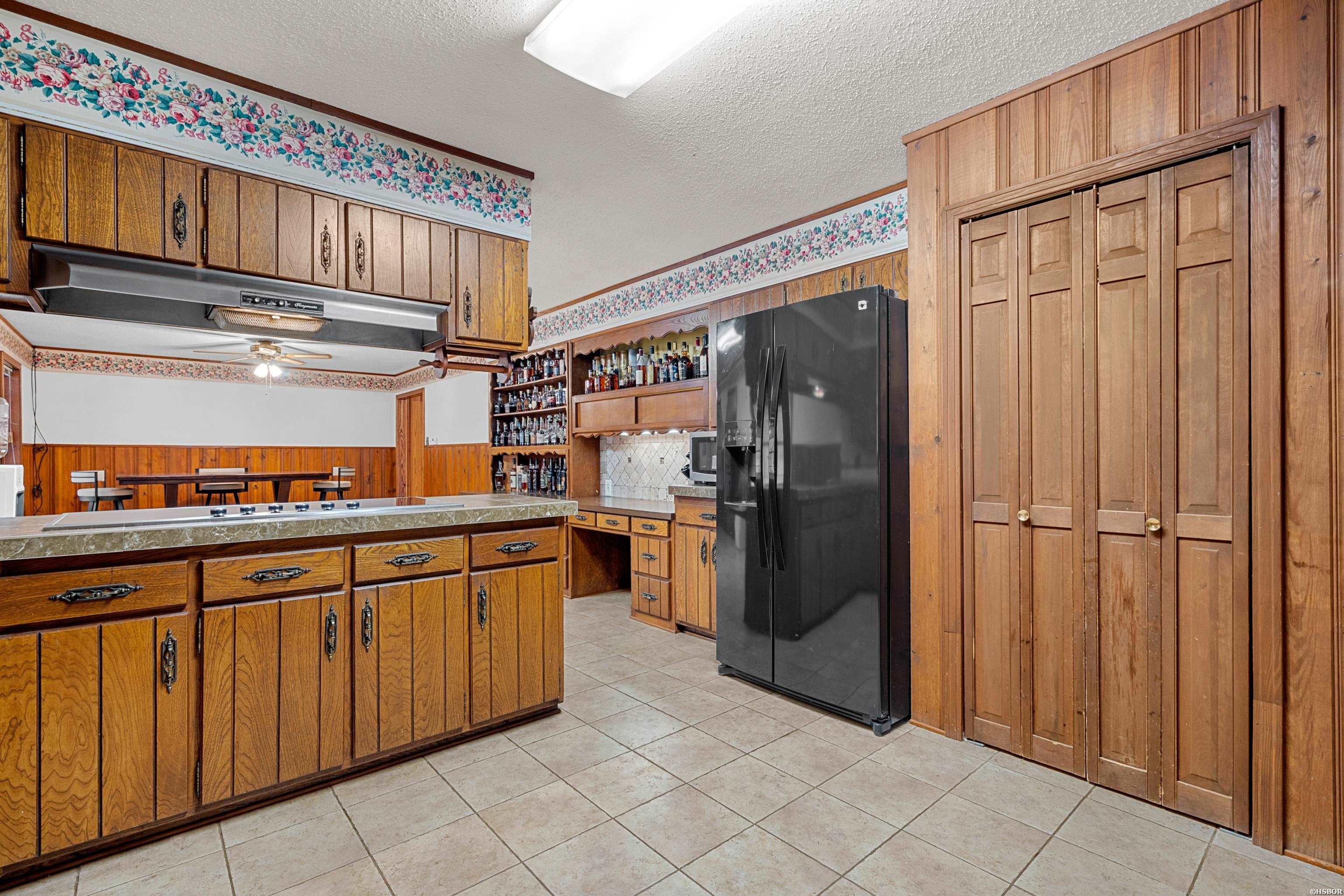 2637 Spring Street Property Photo 34