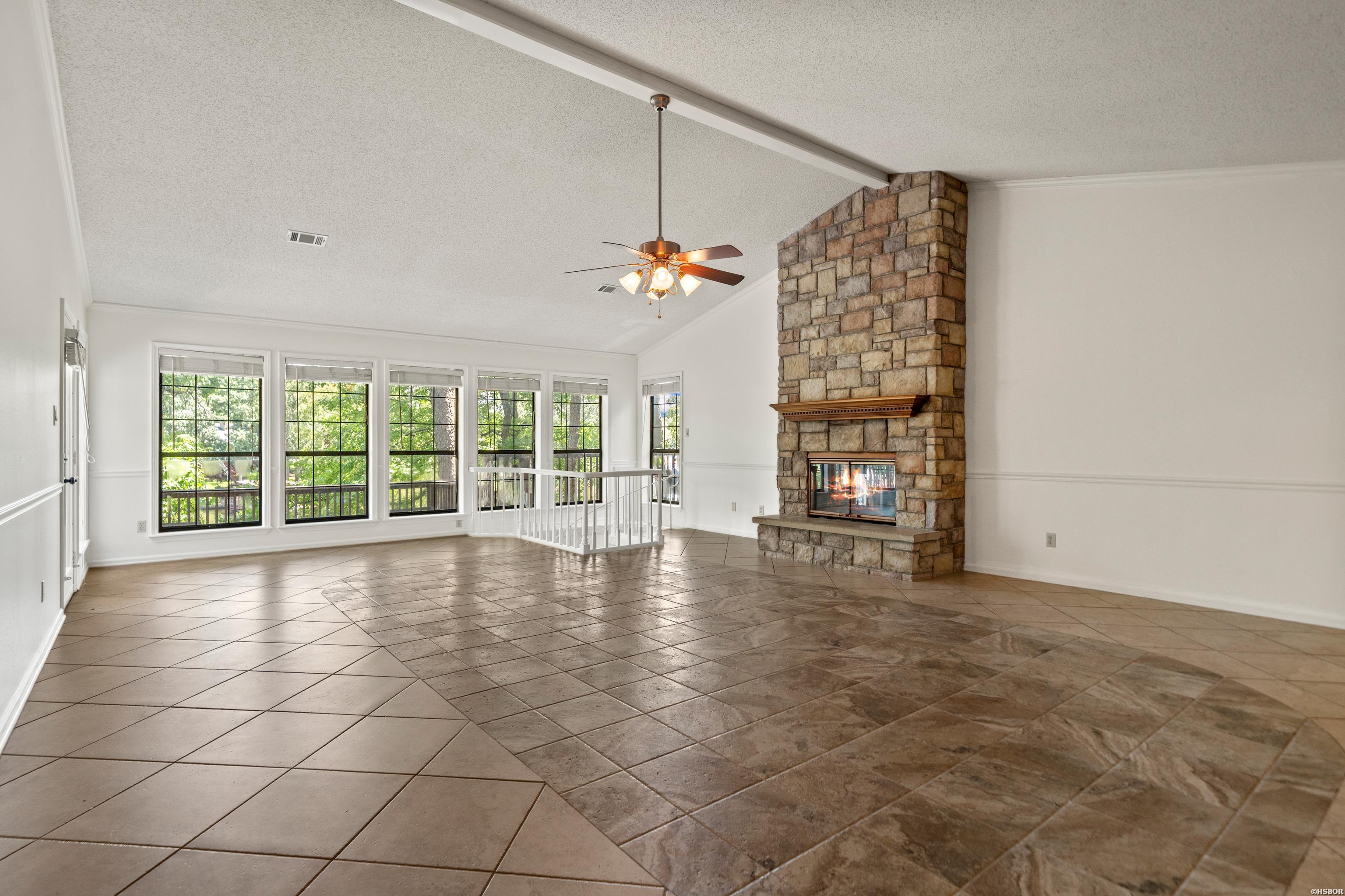 215 Osprey Drive Property Photo 5