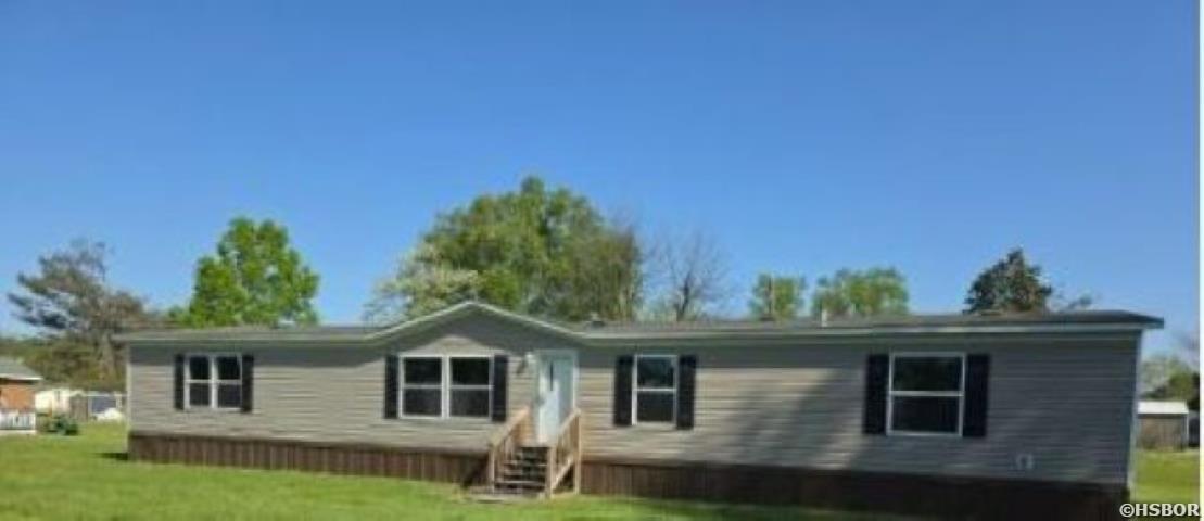 122 W Central Street Property Photo 2