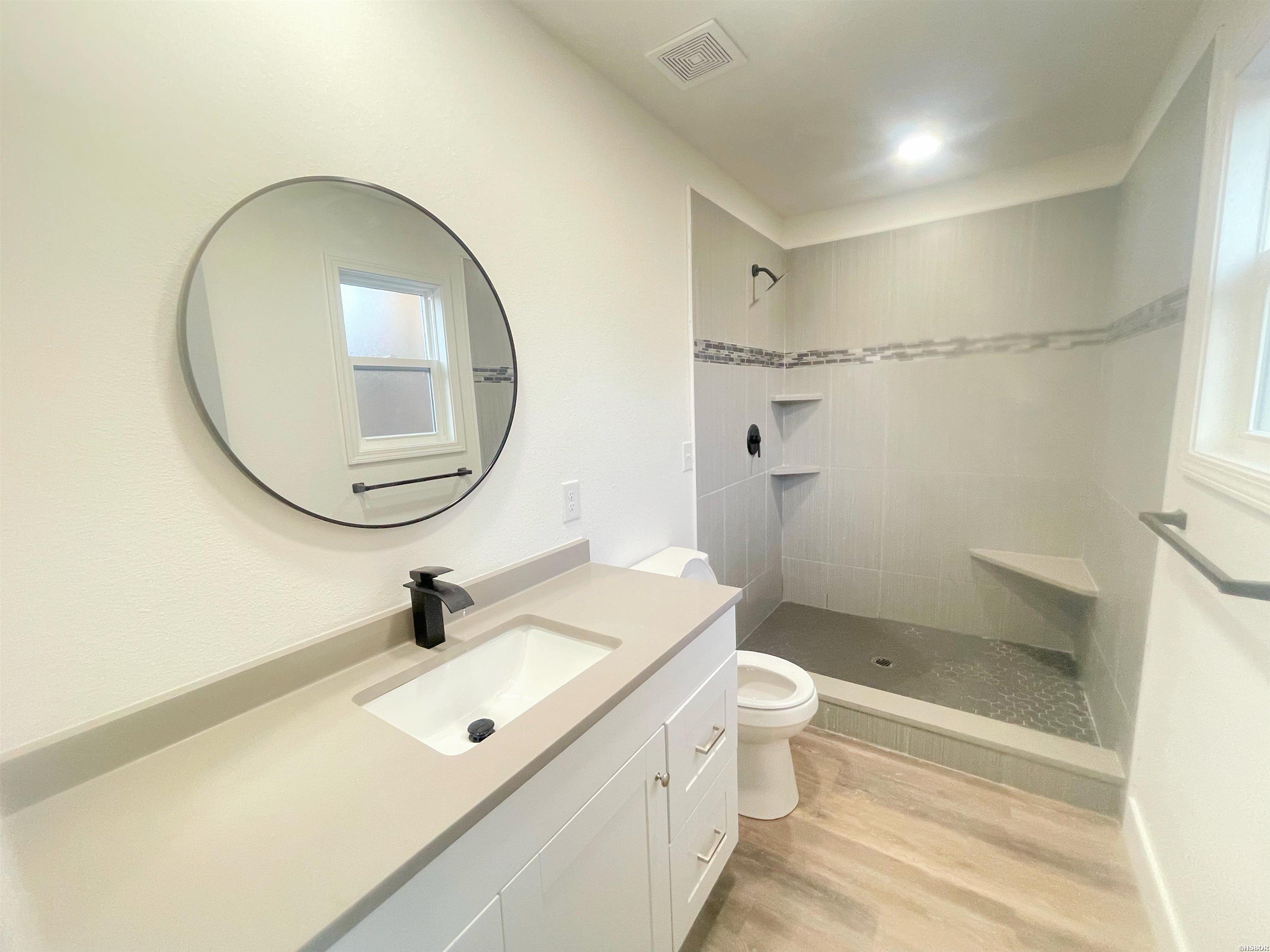 160 Woodridge Property Photo 16