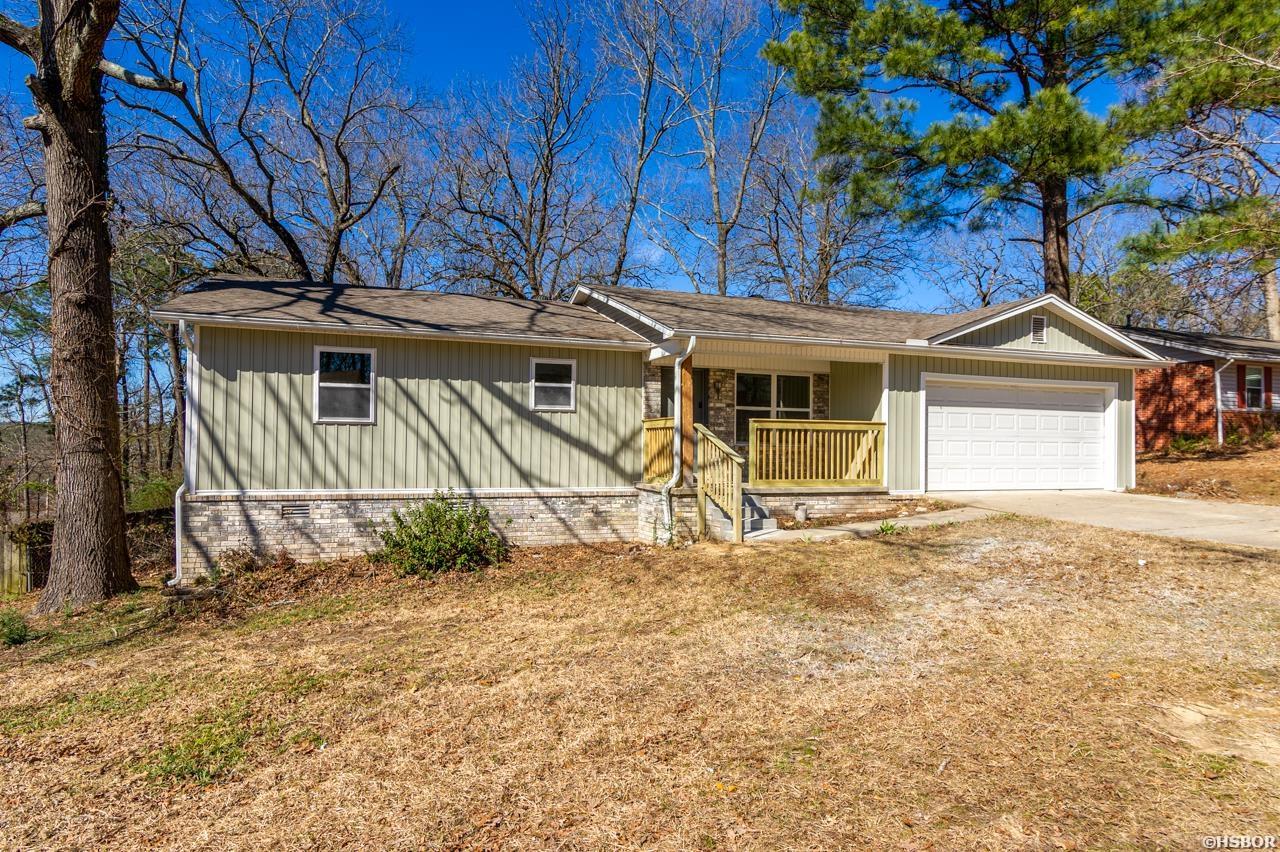 2704 W Greenbrier Drive Property Photo 1