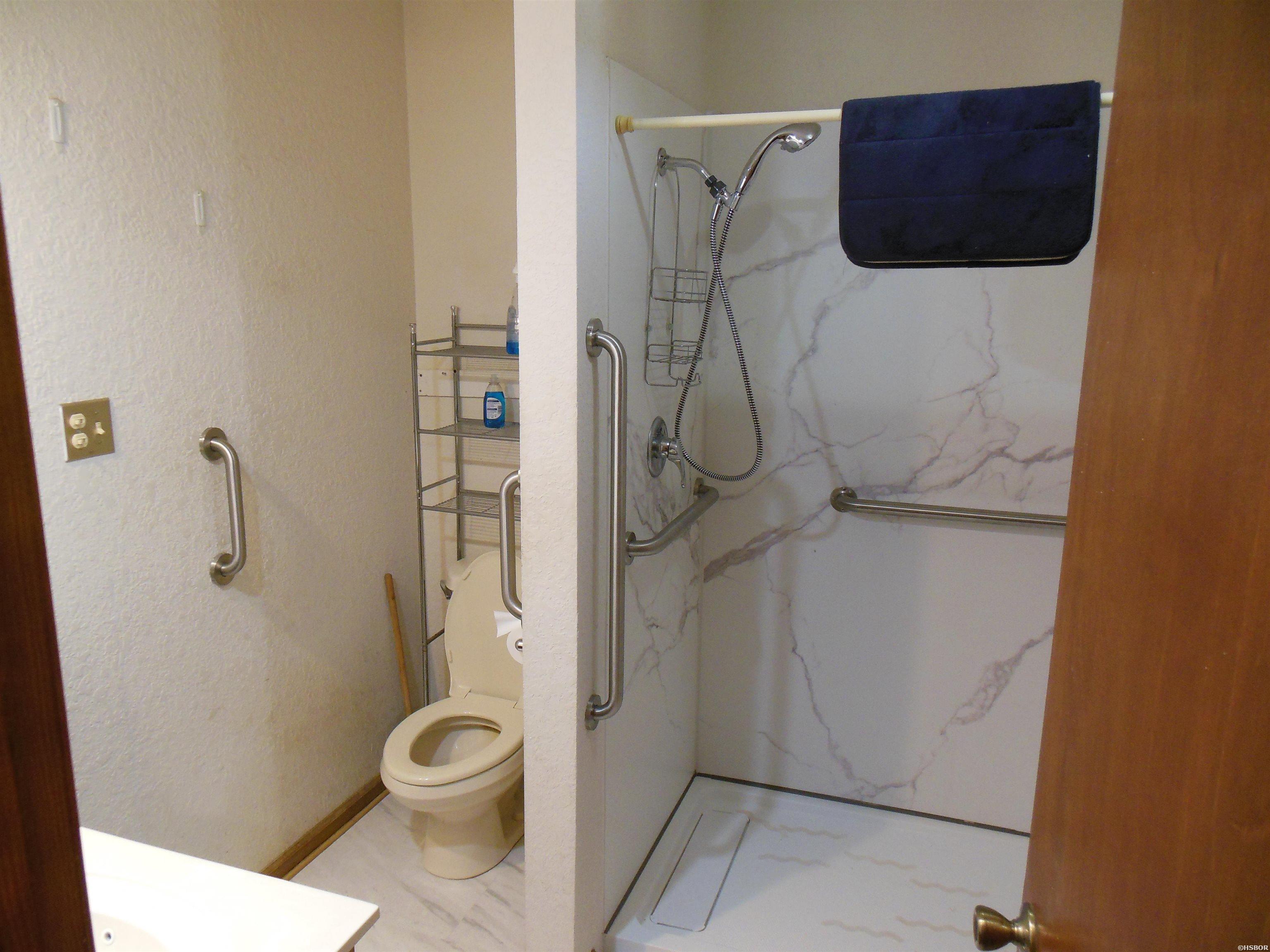 2280 Country Club Property Photo 18