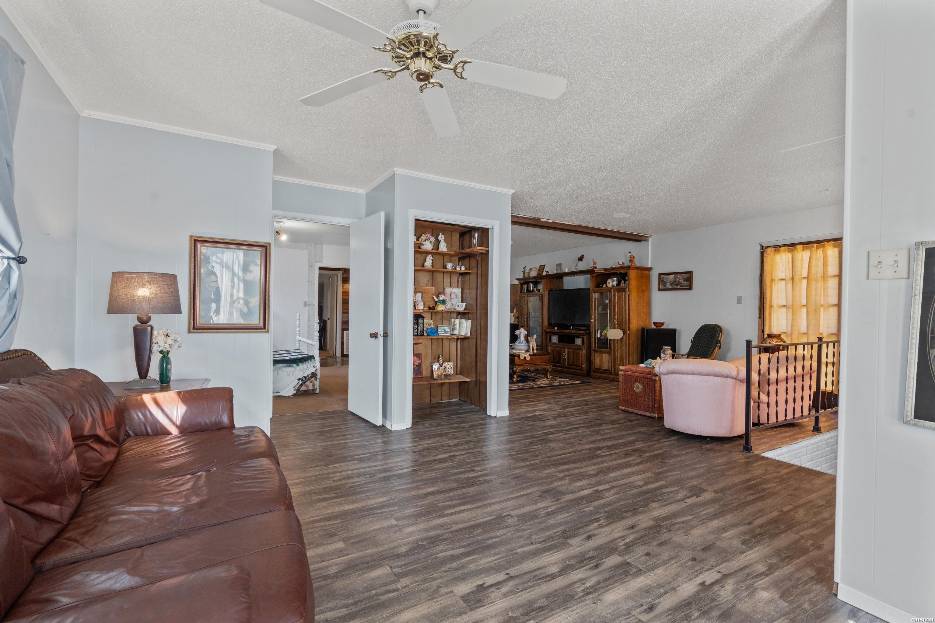 108 Helen Street Property Photo 10