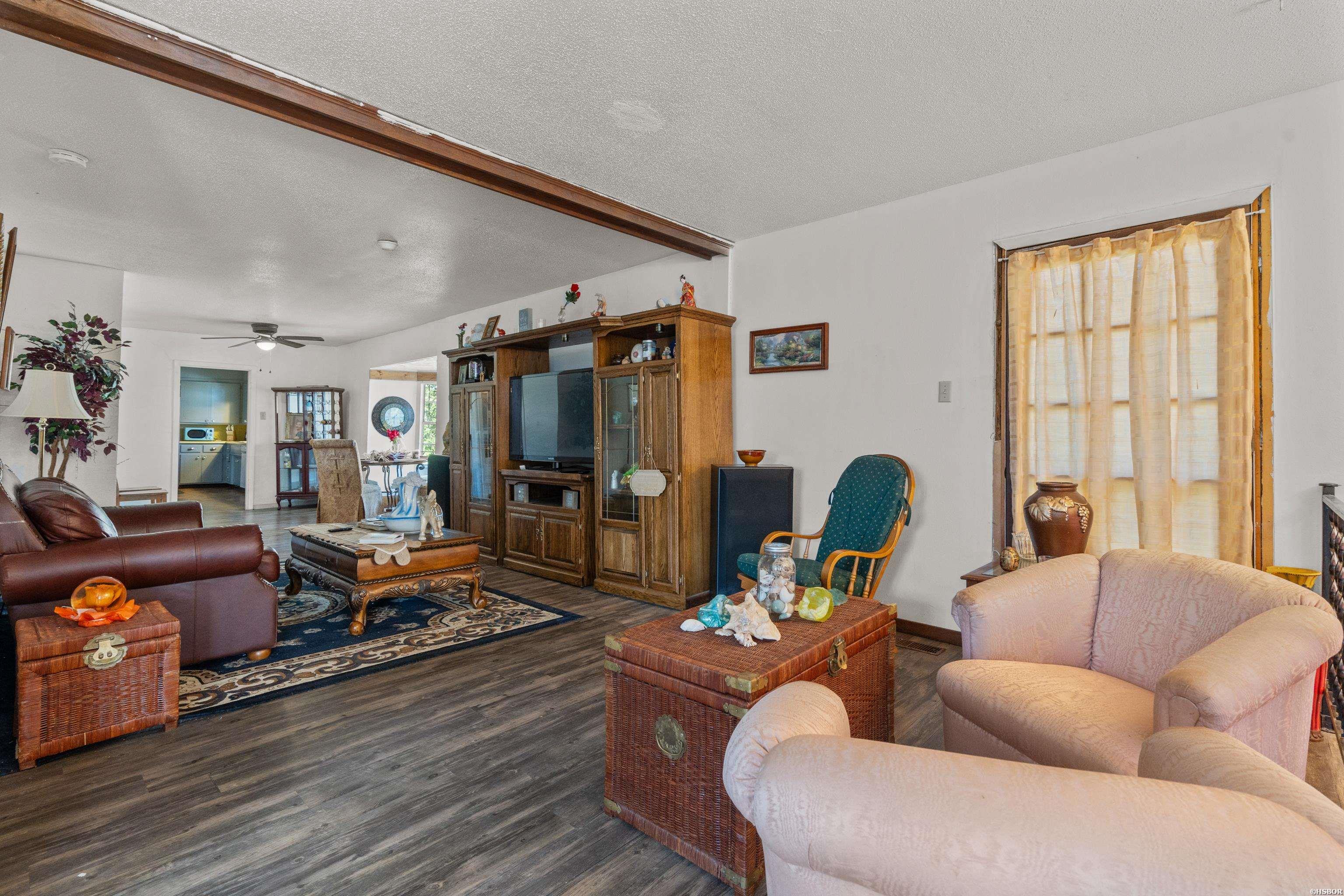 108 Helen Street Property Photo 15