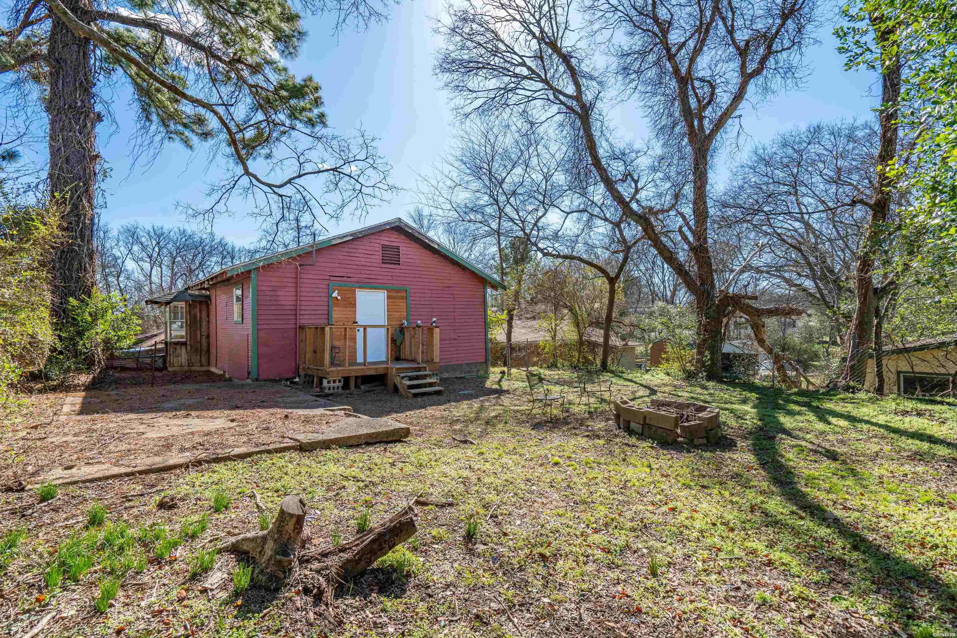 108 Helen Street Property Photo 39