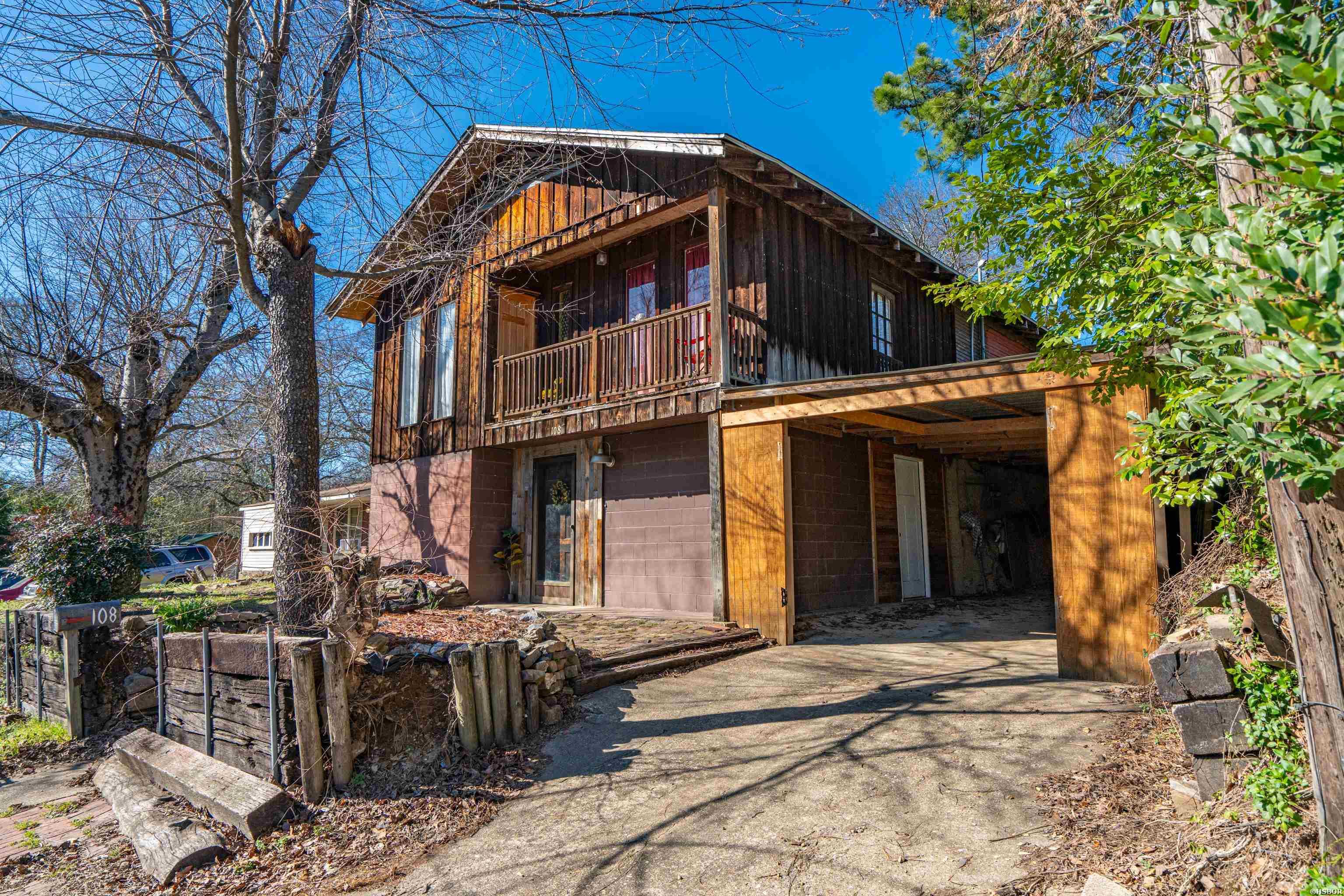 108 Helen Street Property Photo 41