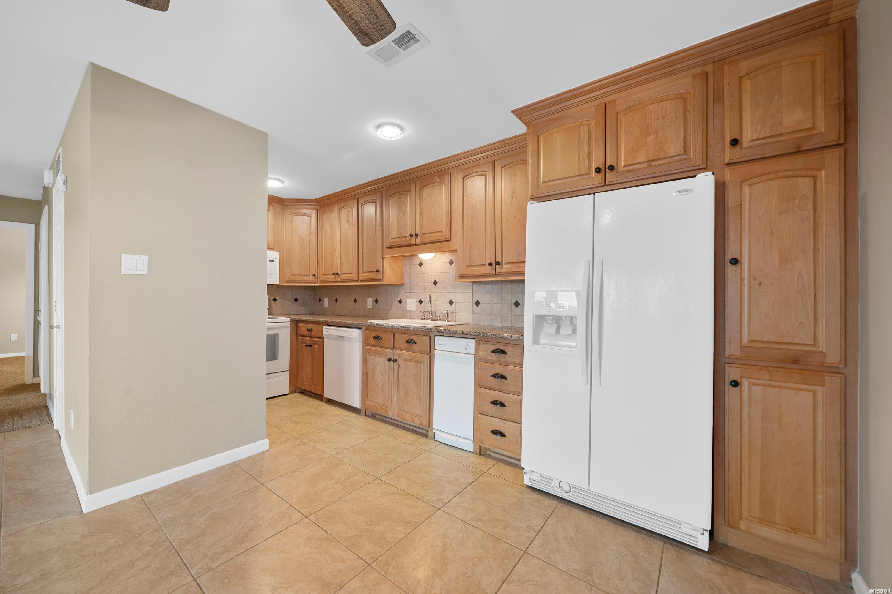 1319 Airport Road Property Photo 12