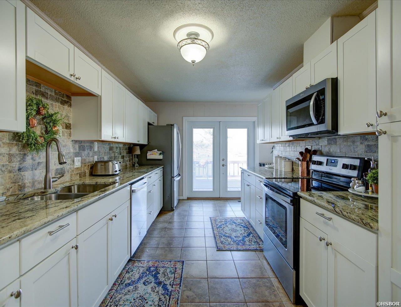 125 Kathy Lane Property Photo 16