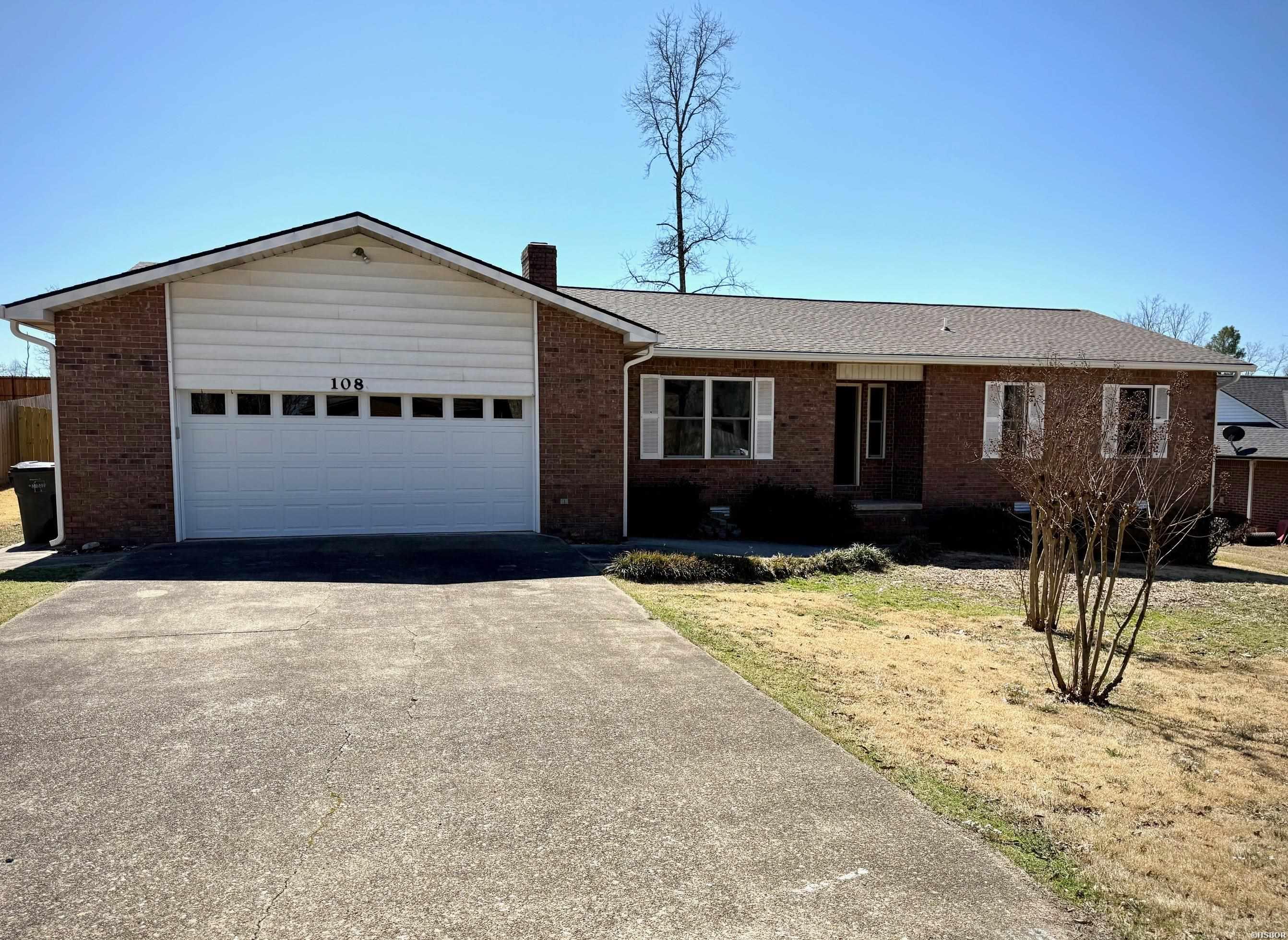 108 Chase Place Property Photo