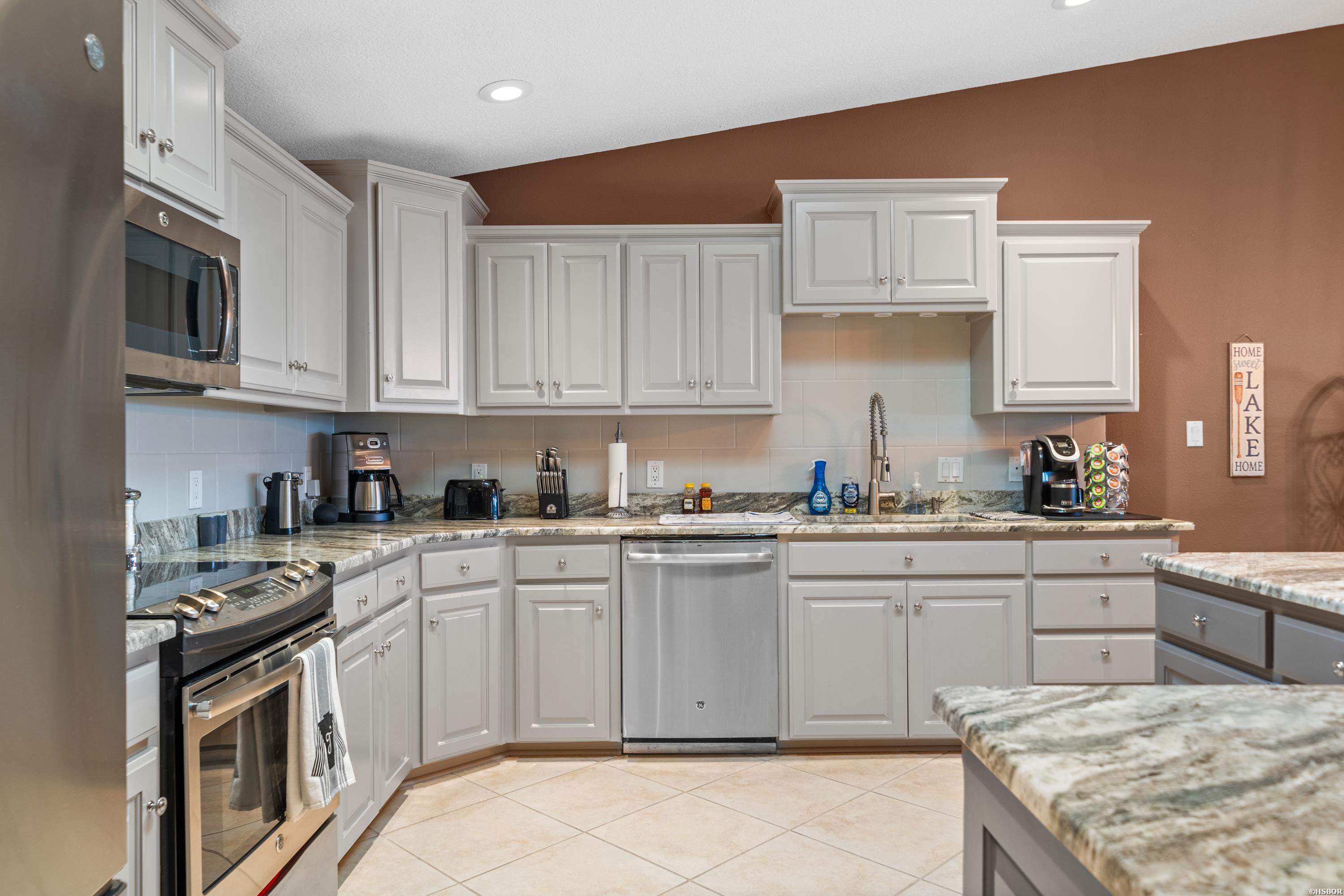 110 Jamison Common Property Photo 14