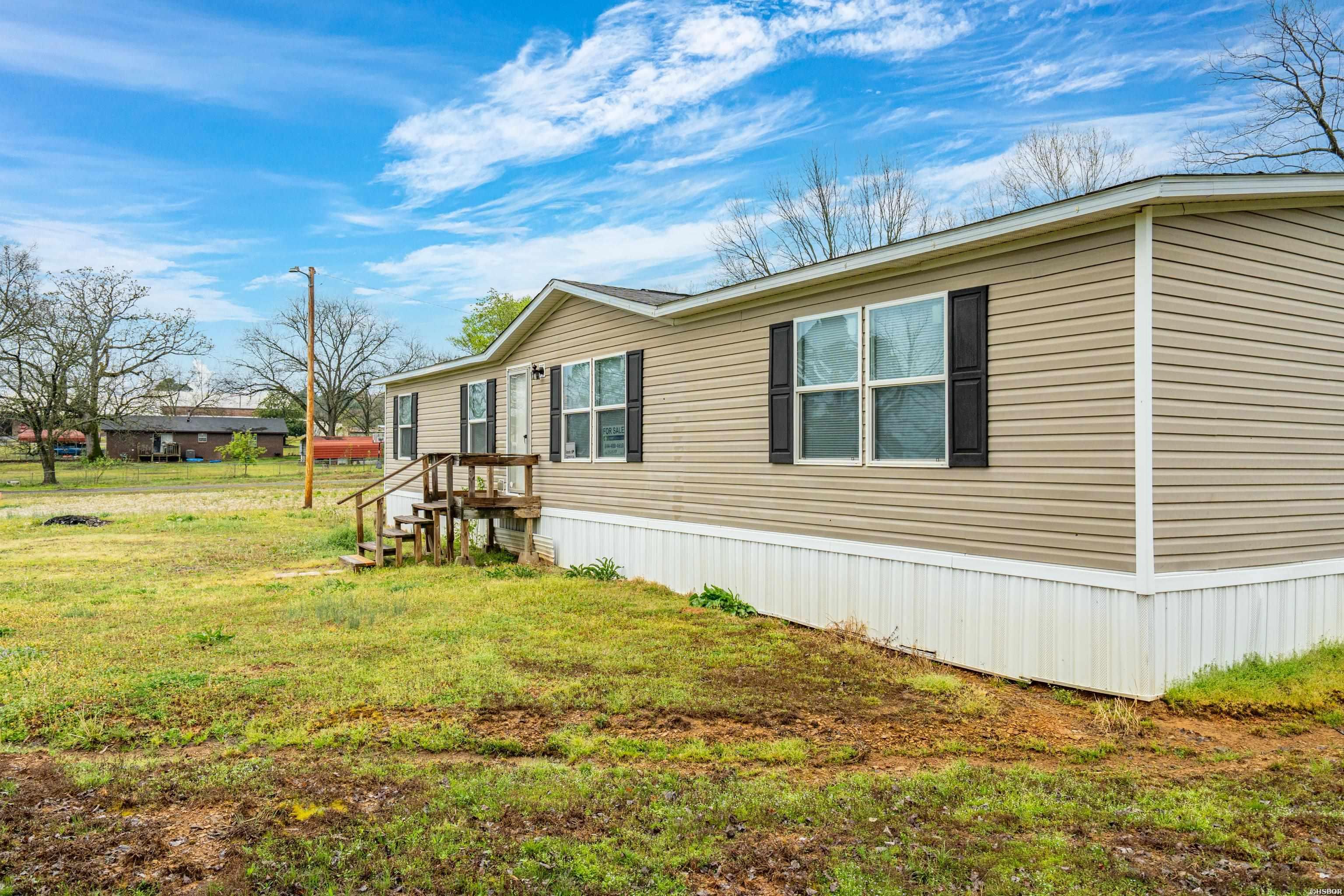 201 6th Street Property Photo 3