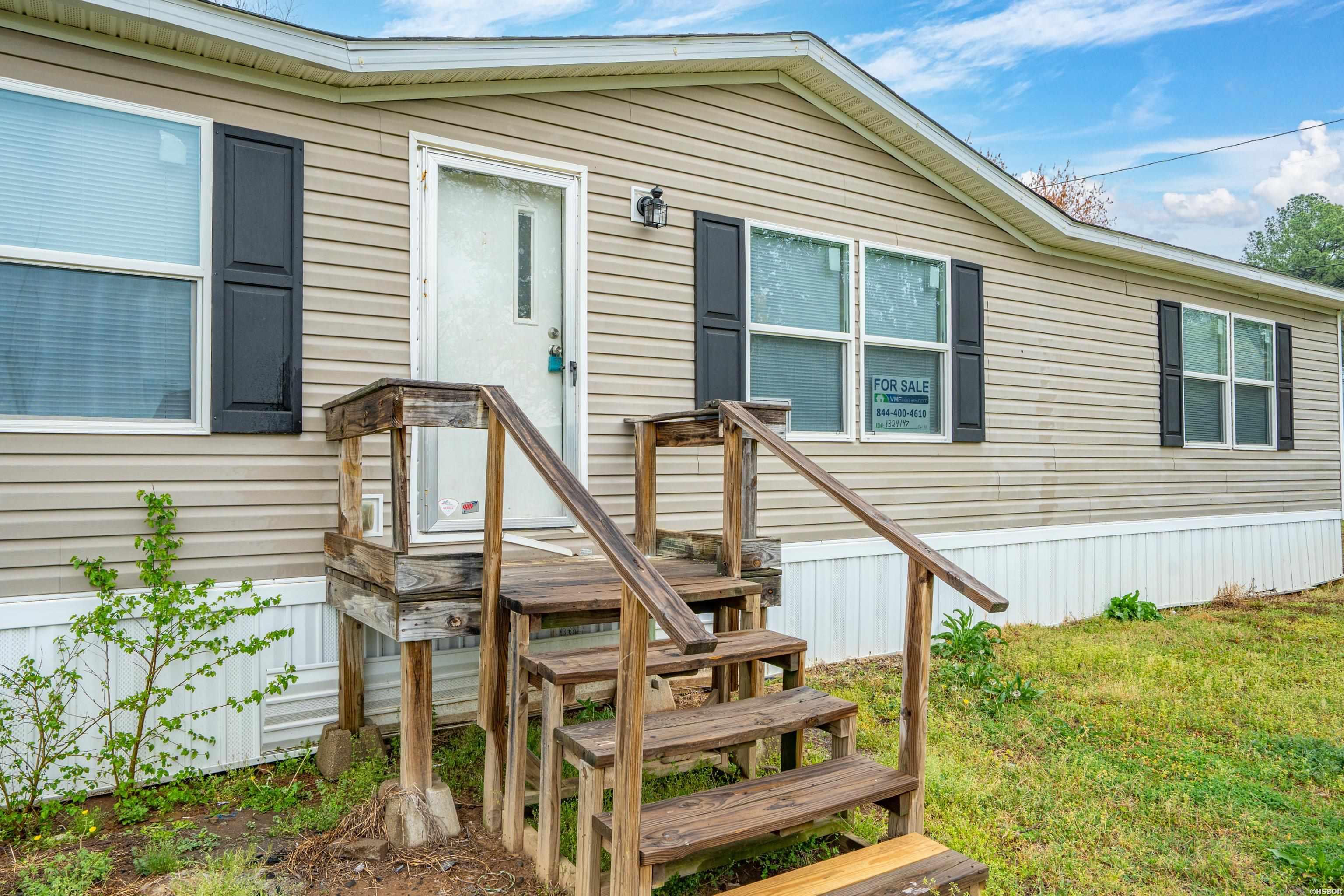 201 6th Street Property Photo 5