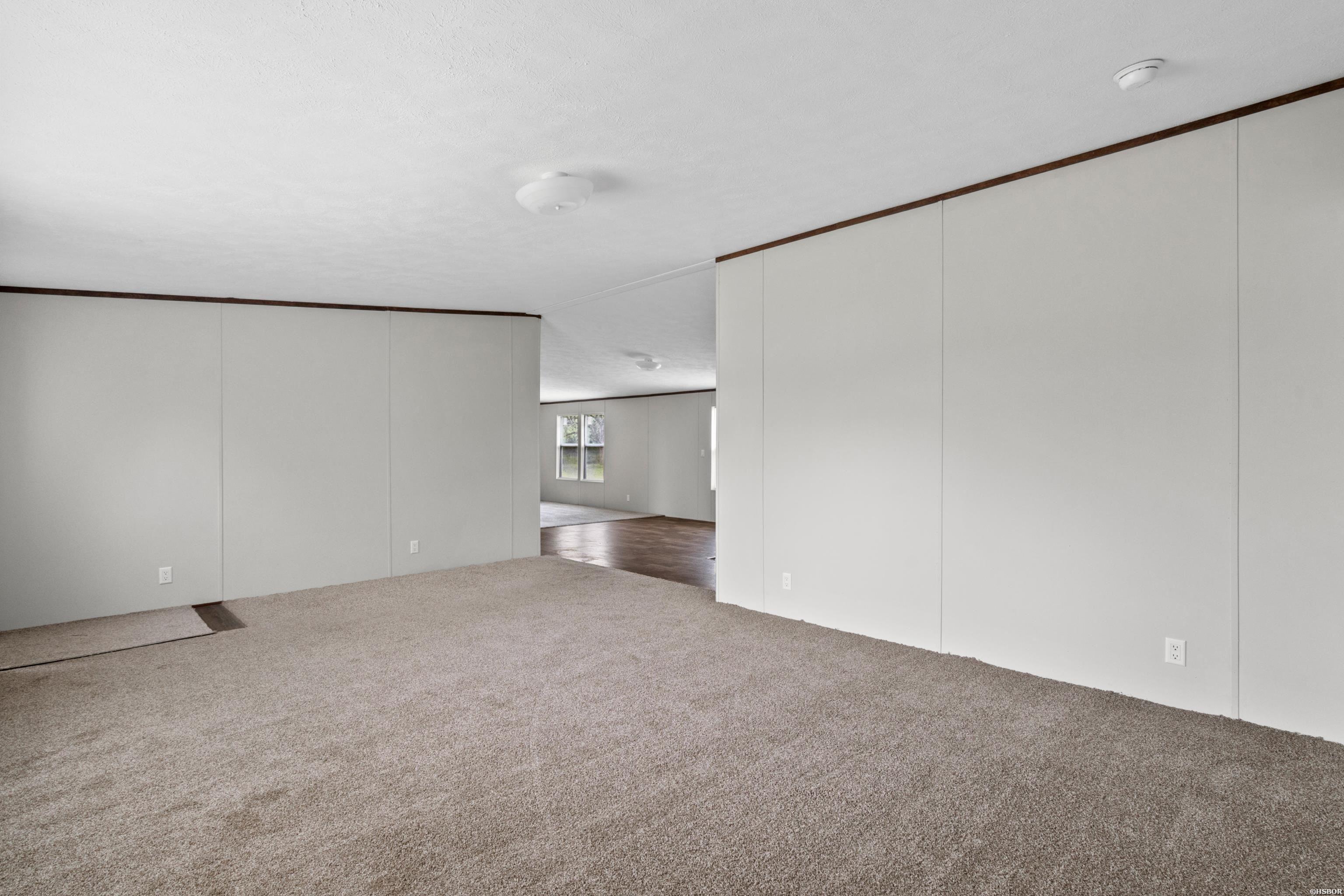 201 6th Street Property Photo 8