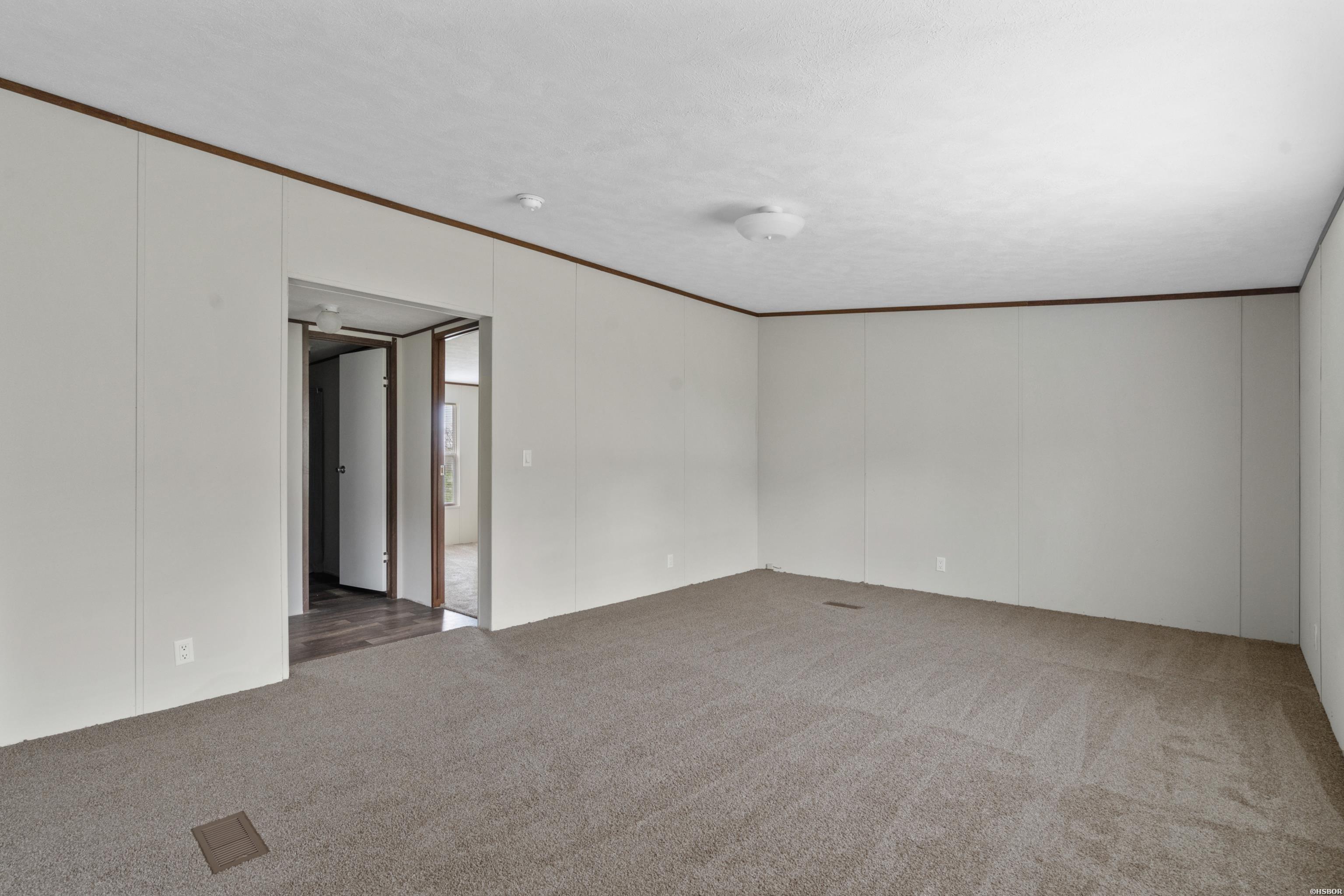 201 6th Street Property Photo 18