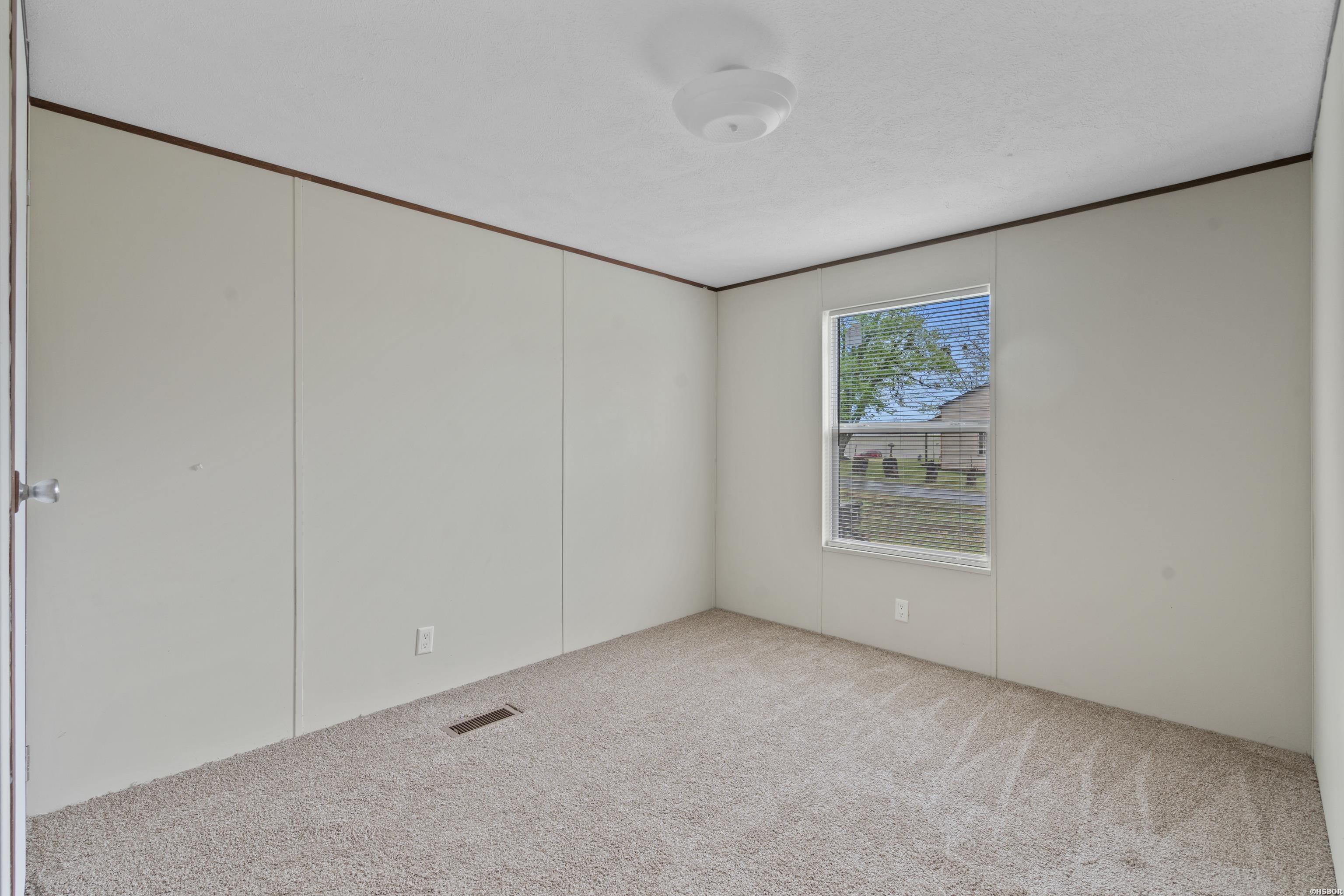 201 6th Street Property Photo 19