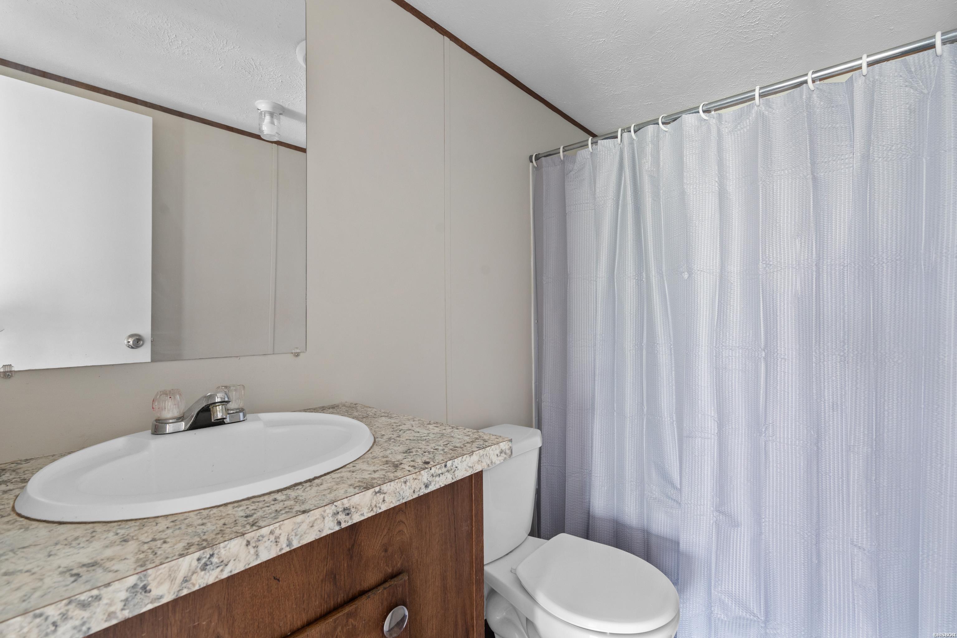 201 6th Street Property Photo 21