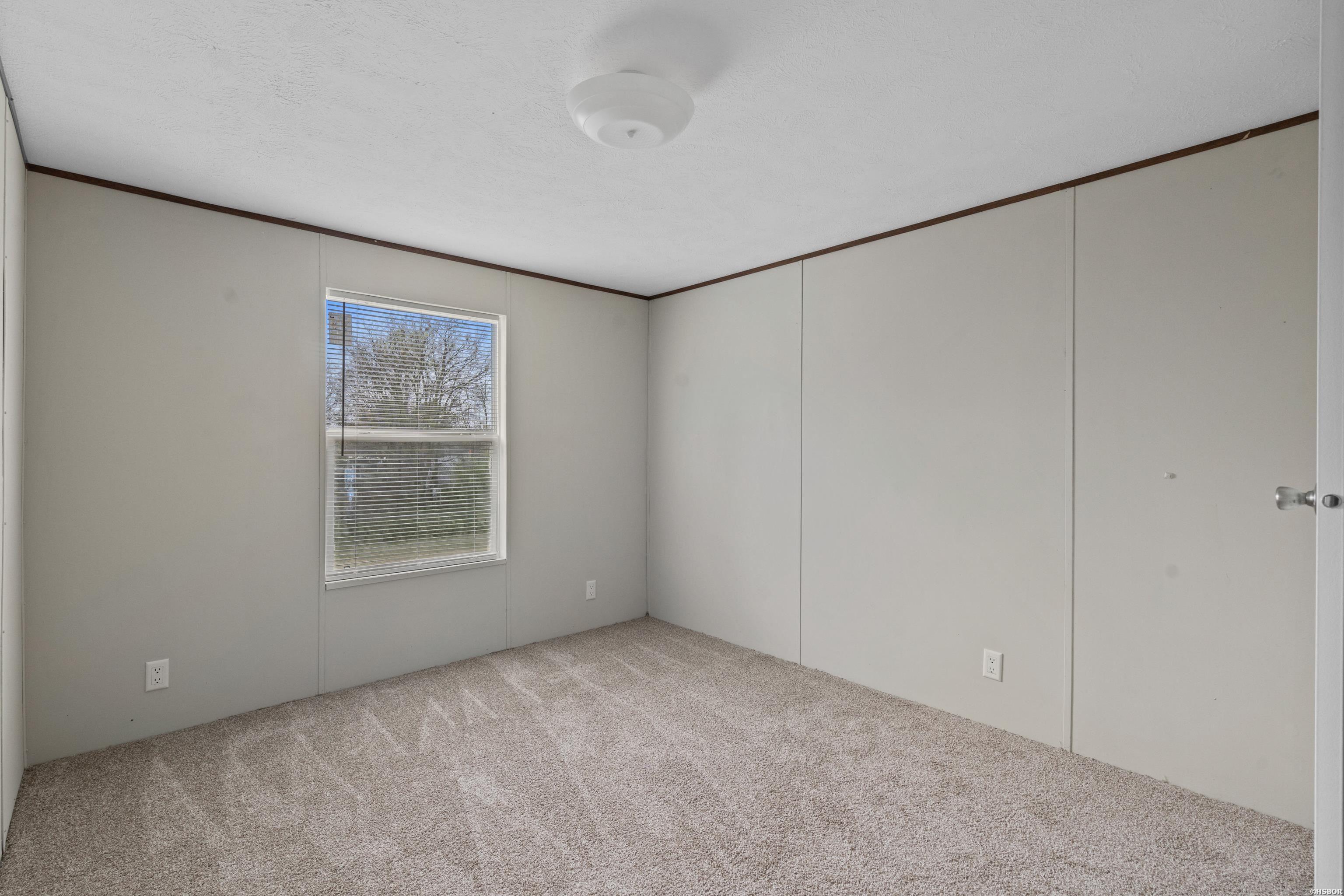 201 6th Street Property Photo 22