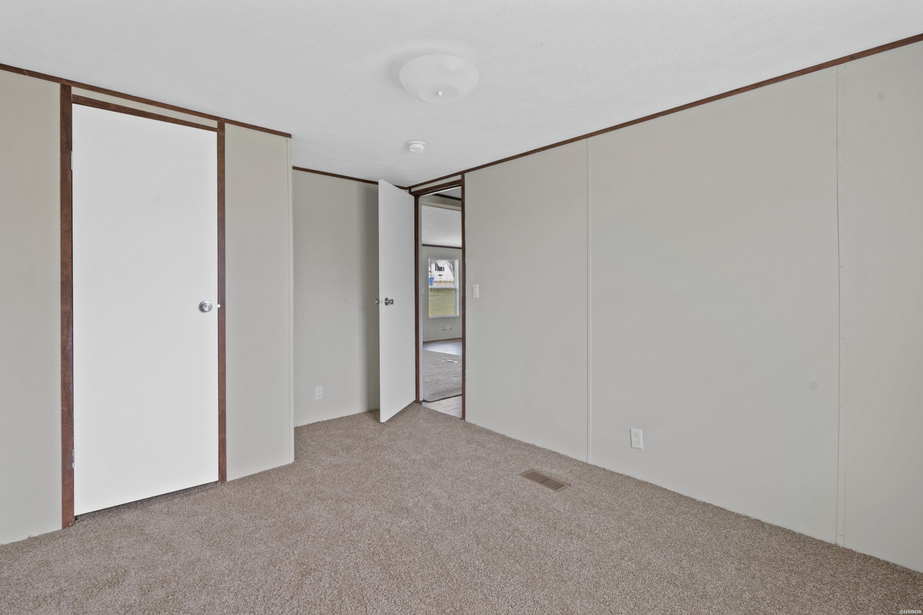 201 6th Street Property Photo 23