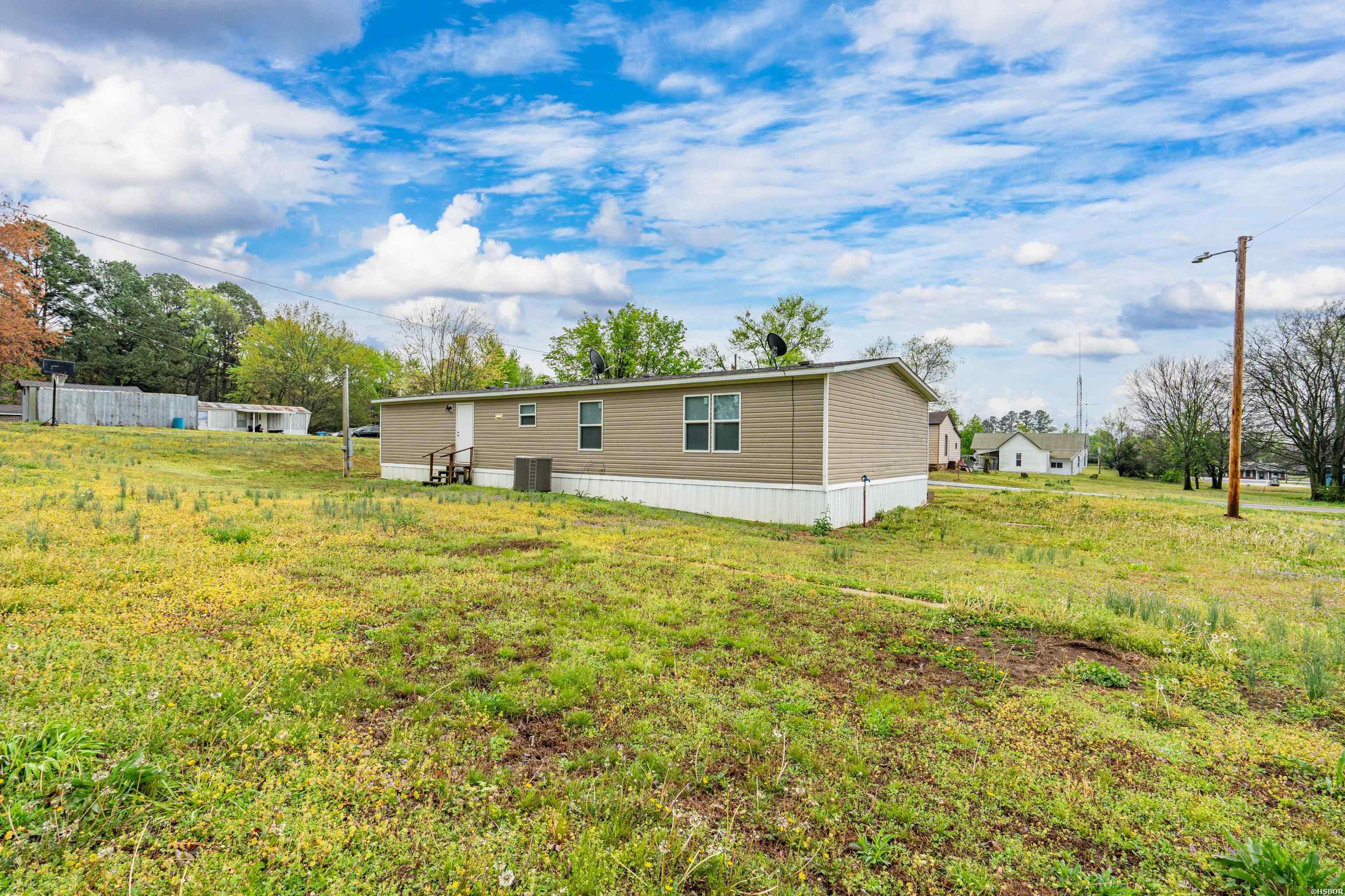 201 6th Street Property Photo 31